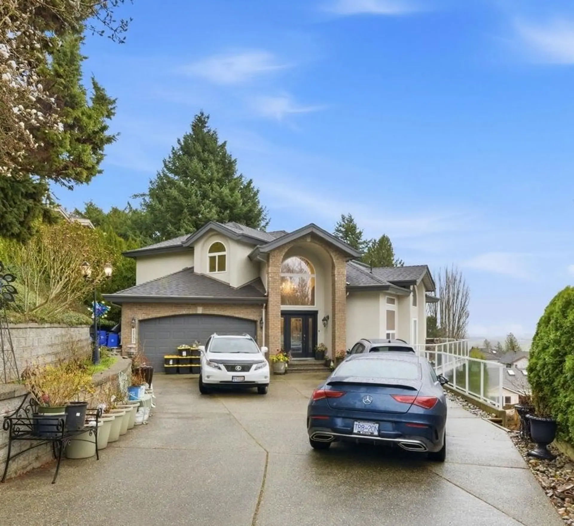 Property at 2247 Mountain Drive, Abbotsford, BC