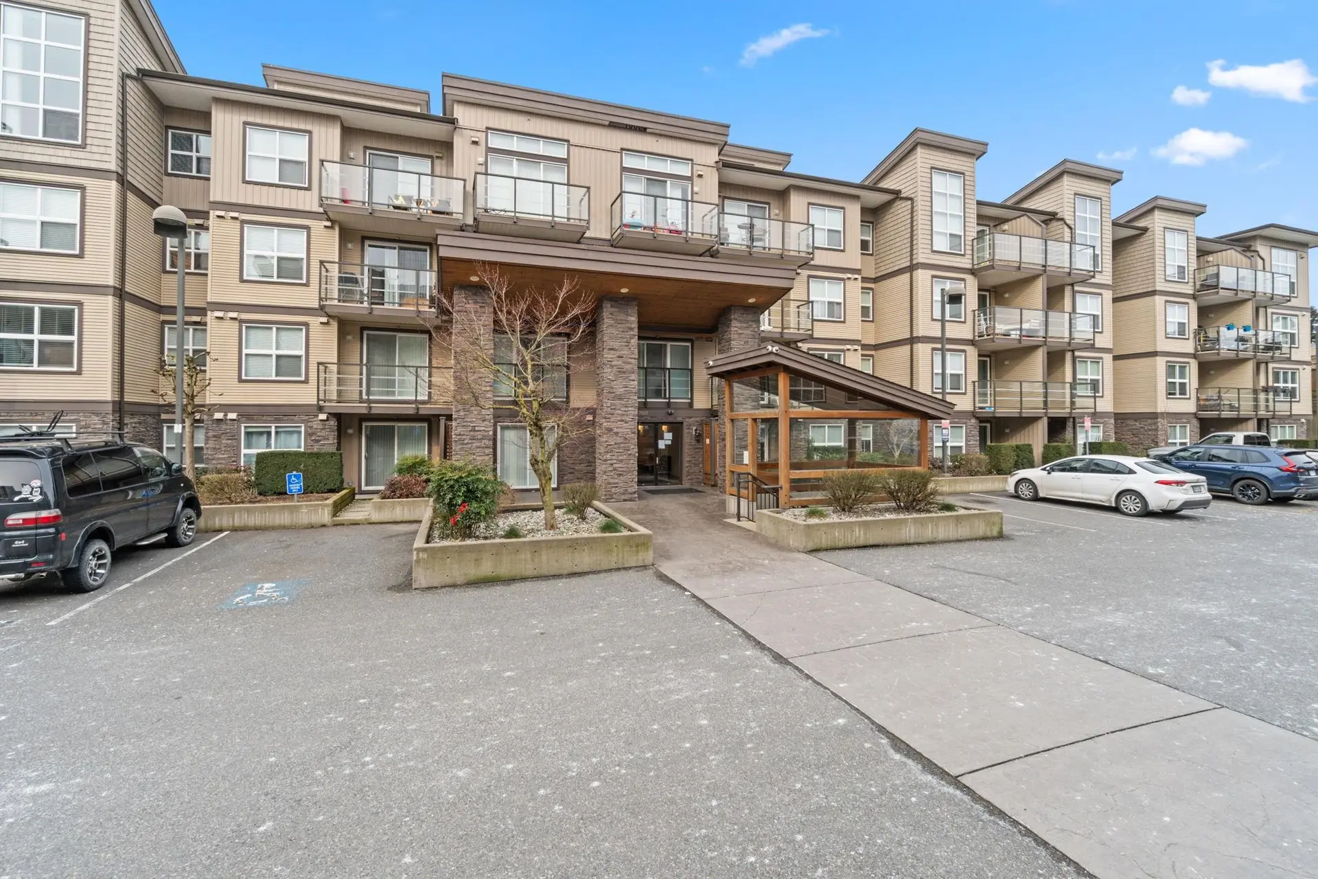 Property at #210 30515 Cardinal Avenue, Abbotsford, BC