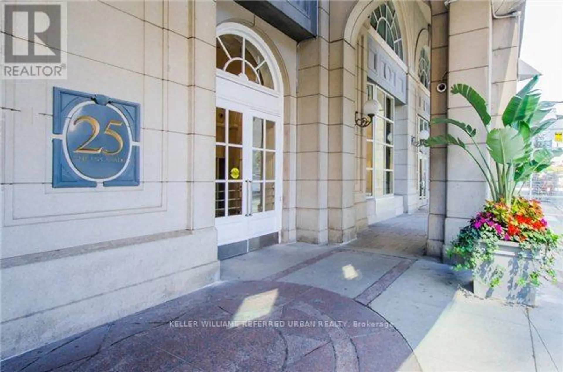 #2212 25 THE ESPLANADE - Image 3