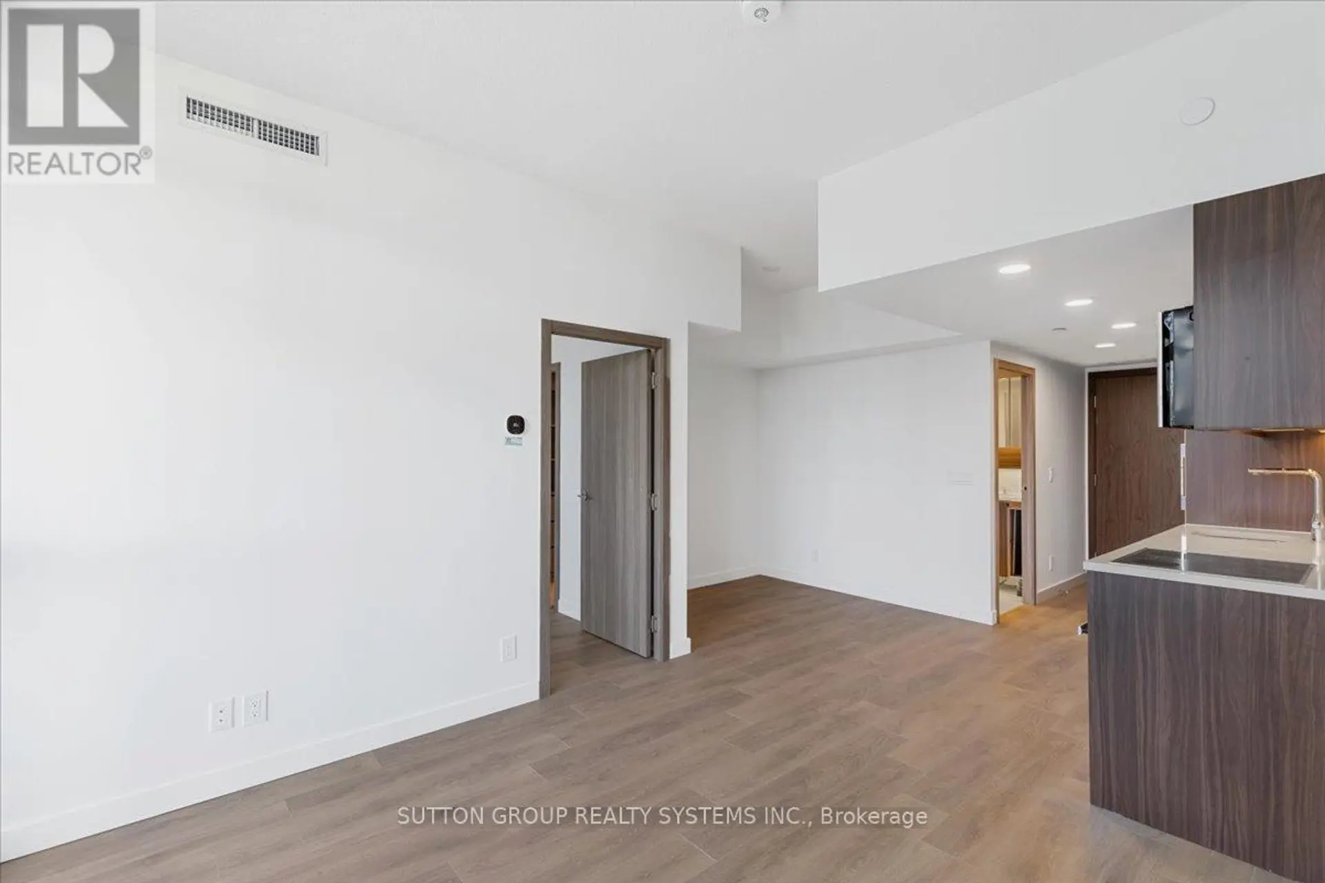 #2302 38 WIDMER STREET - Image 5