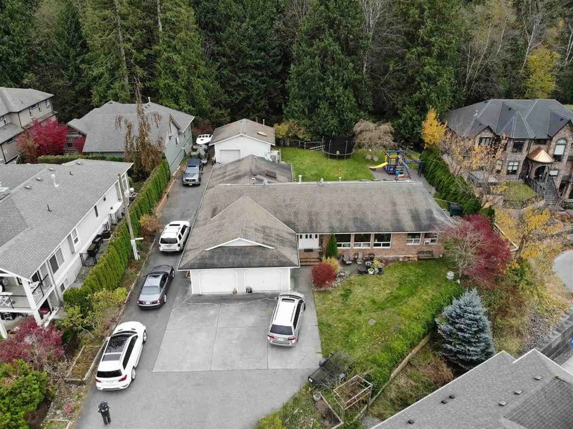 46428 Valleyview Road - Image 1