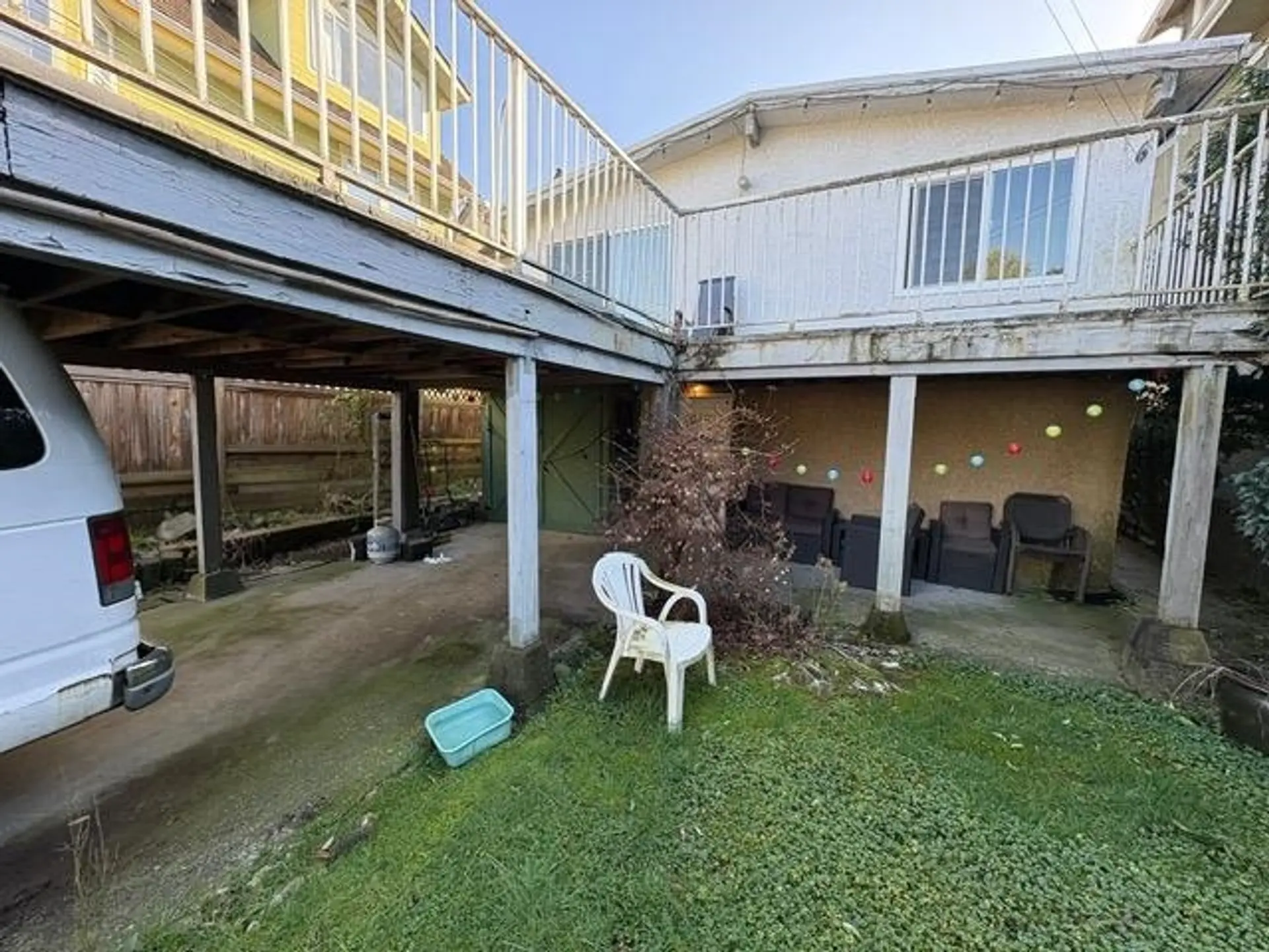 2071 E 4th Avenue - Image 5