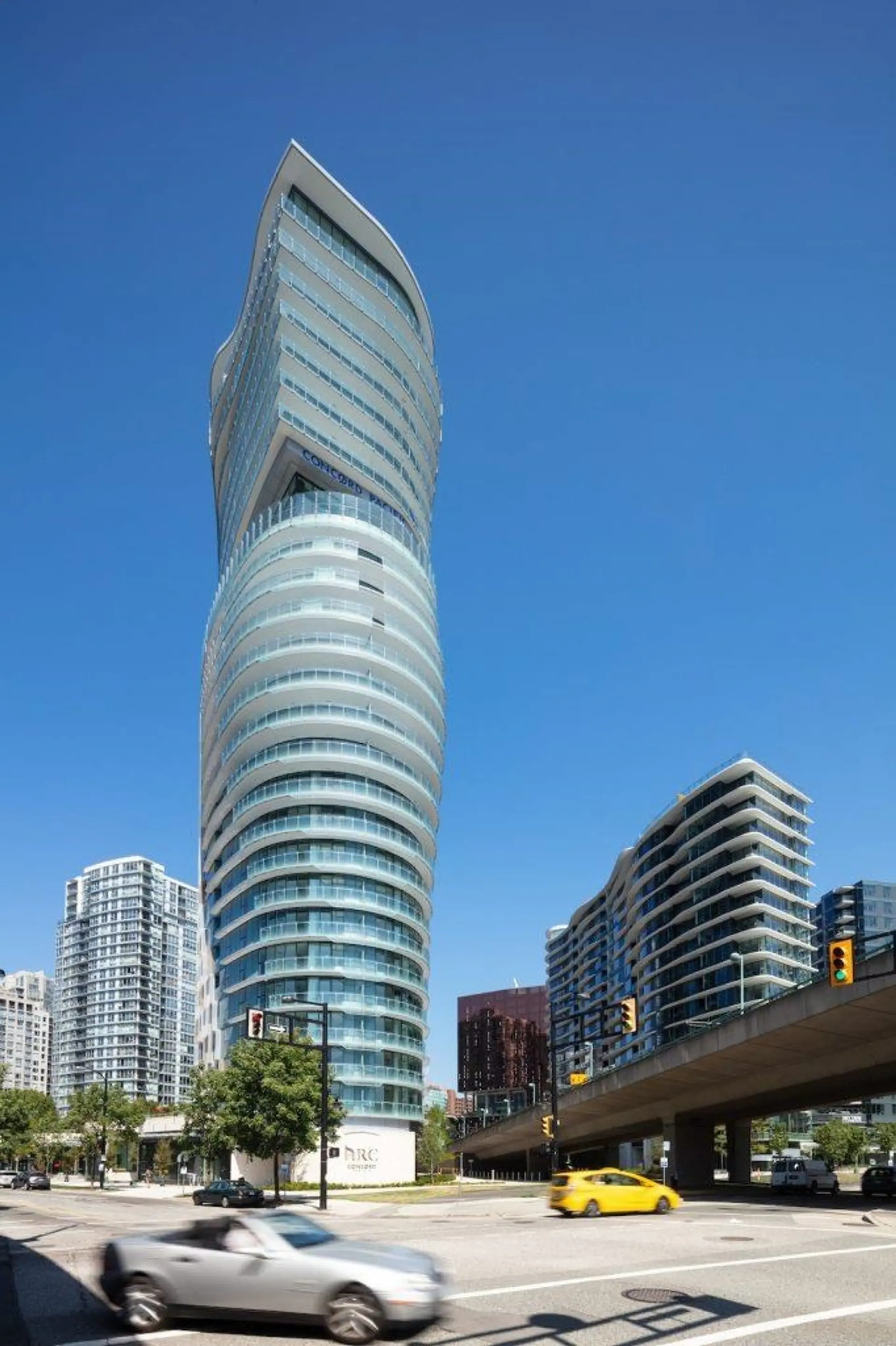 #2812 89 Nelson Street - Image 13