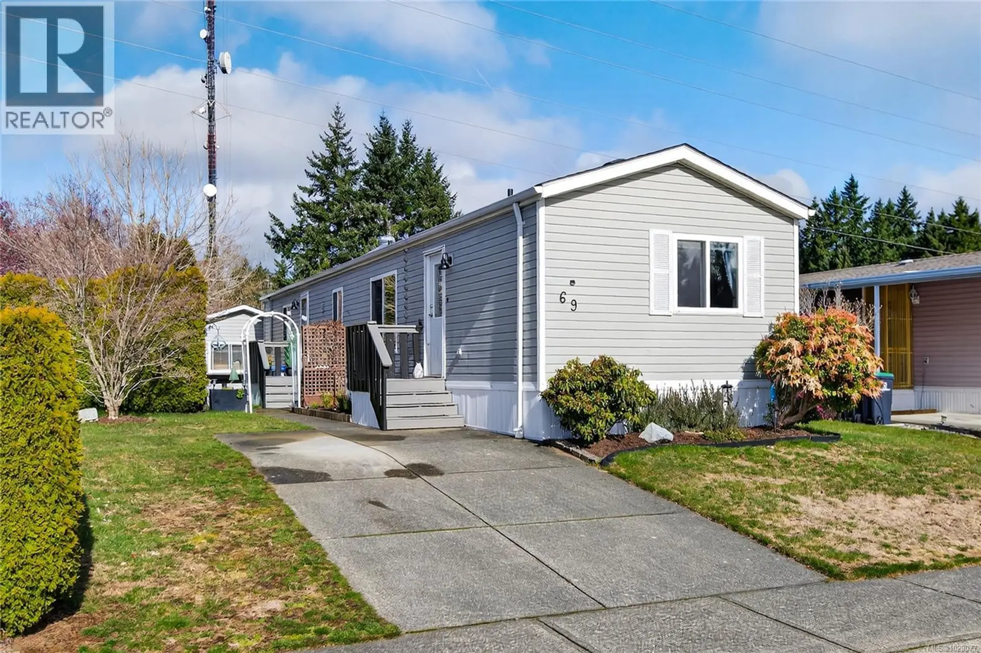 Property at #69 4714 Muir Rd, Courtenay, BC