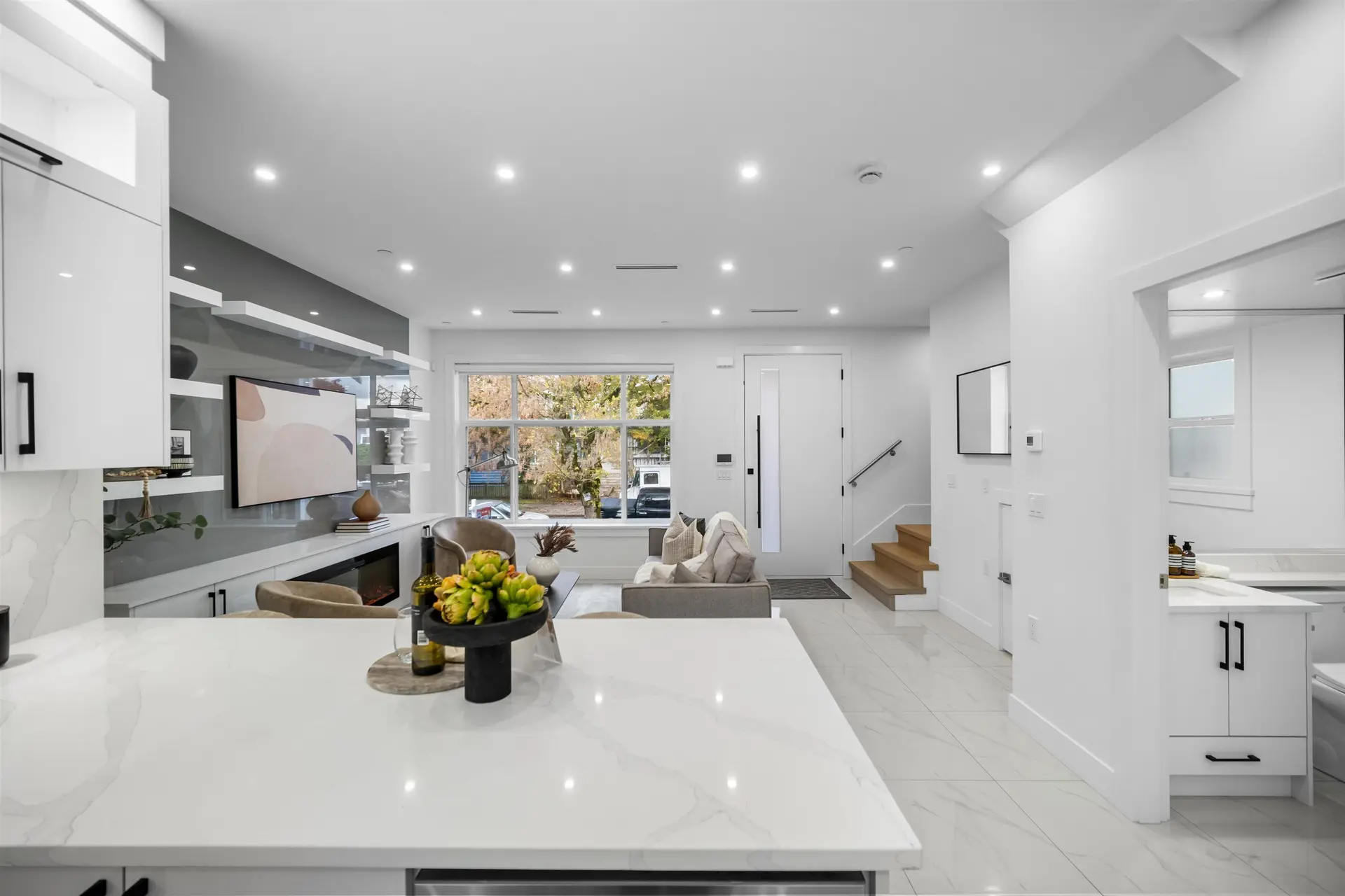 2076 E 50th Avenue - Image 2