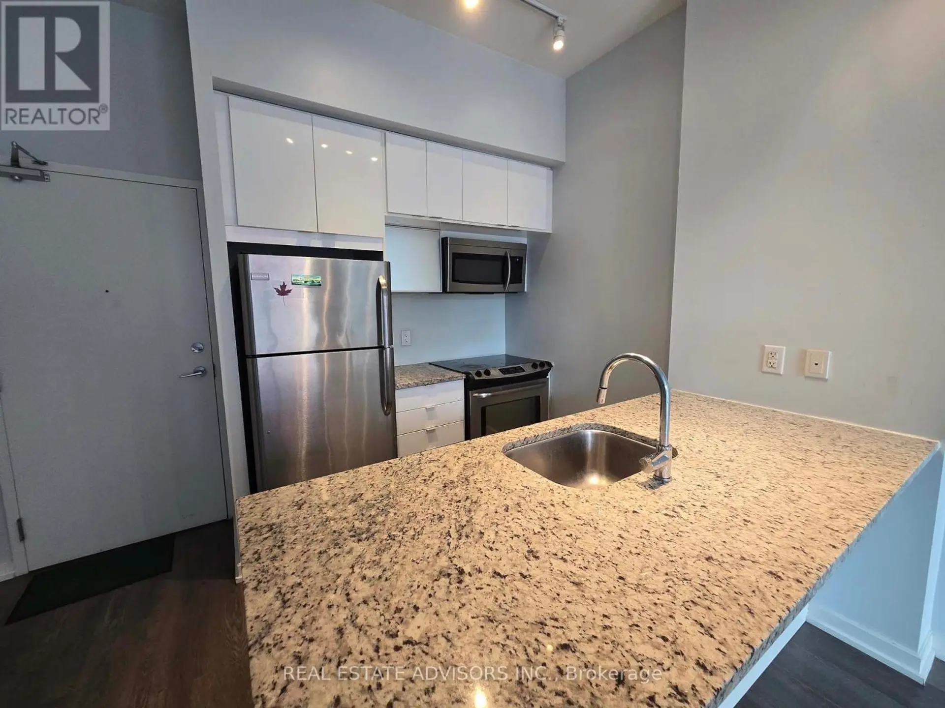 #109 62 FOREST MANOR ROAD - Image 4