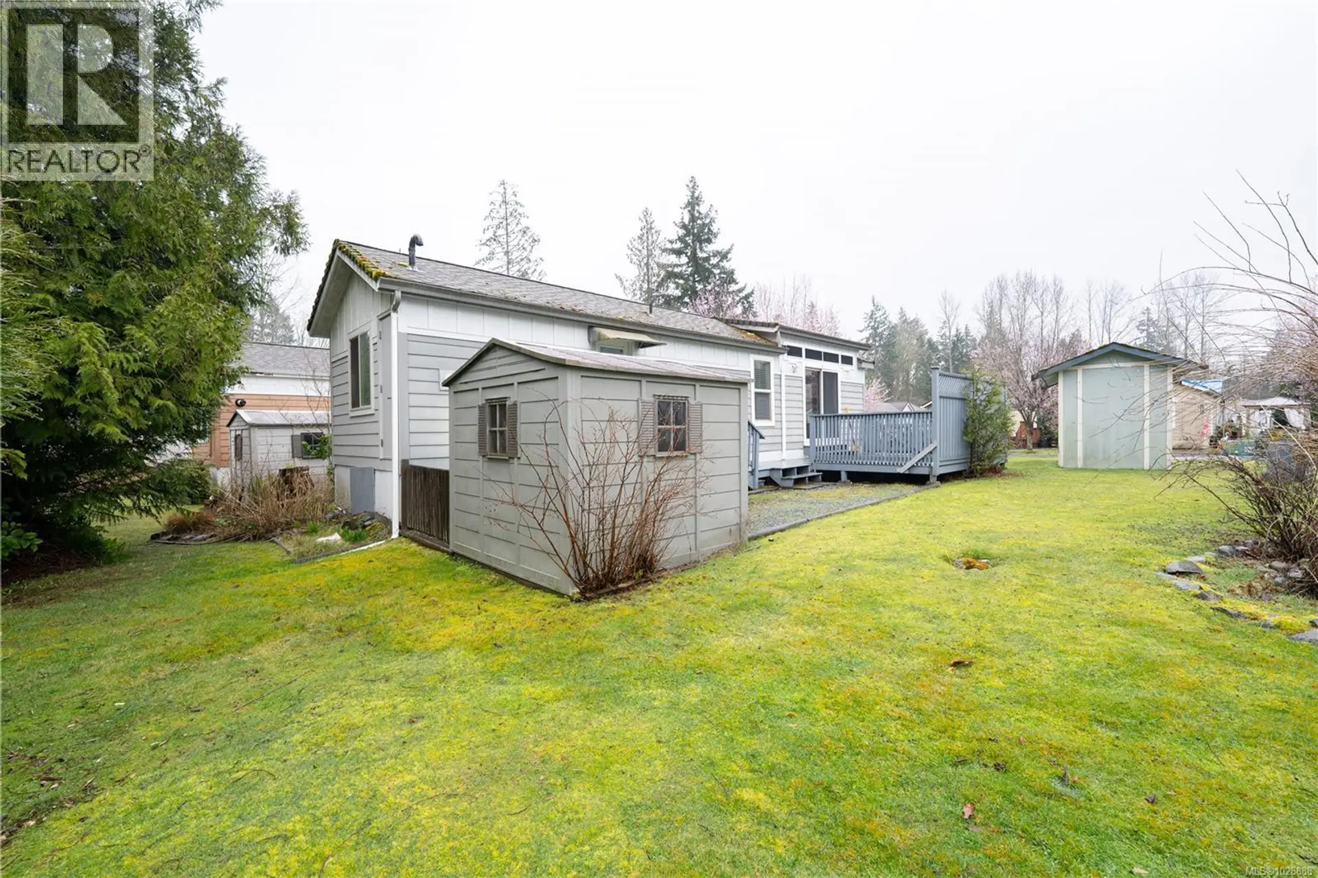#256 3042 River Rd - Image 4