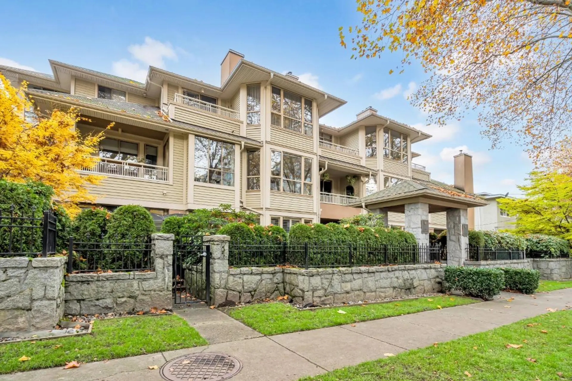 Property at #309 3755 W 8th Avenue, Vancouver, BC