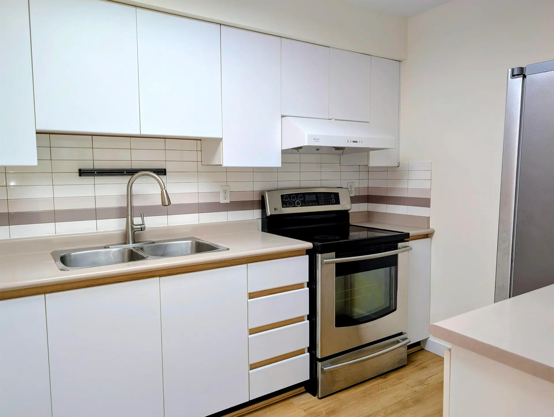 #108 5488 Arcadia Road - Image 8