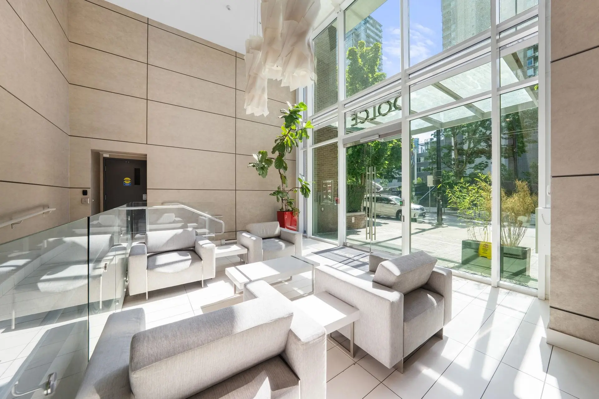 #2106 535 Smithe Street - Image 13
