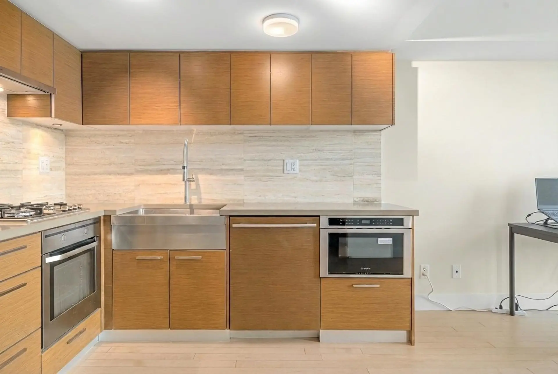 #2106 535 Smithe Street - Image 9