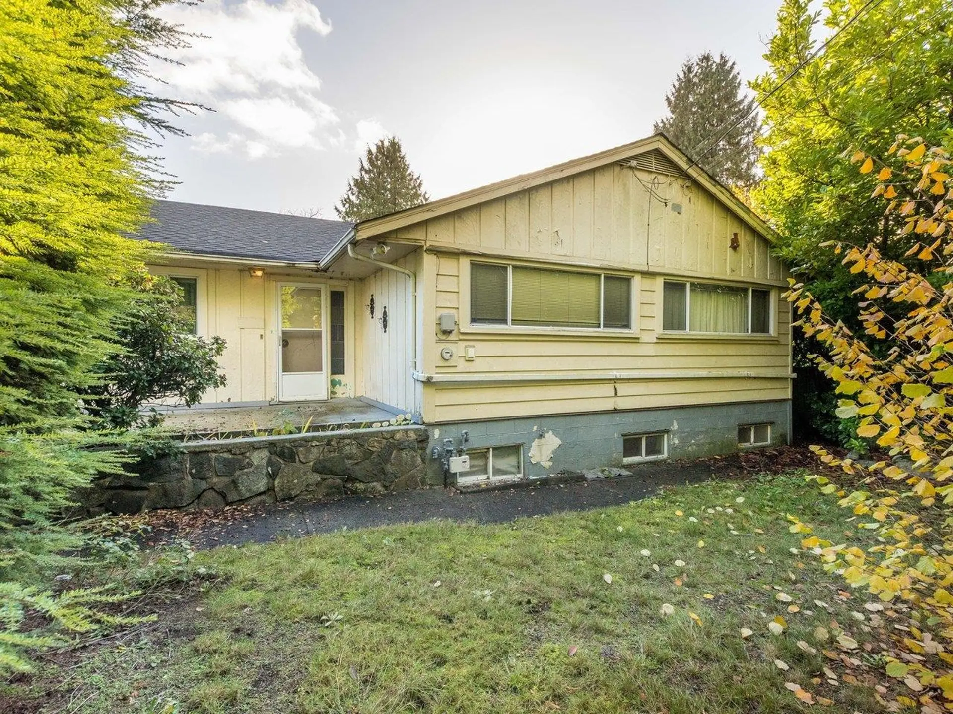 Property at 840 Rochester Avenue, Coquitlam, BC