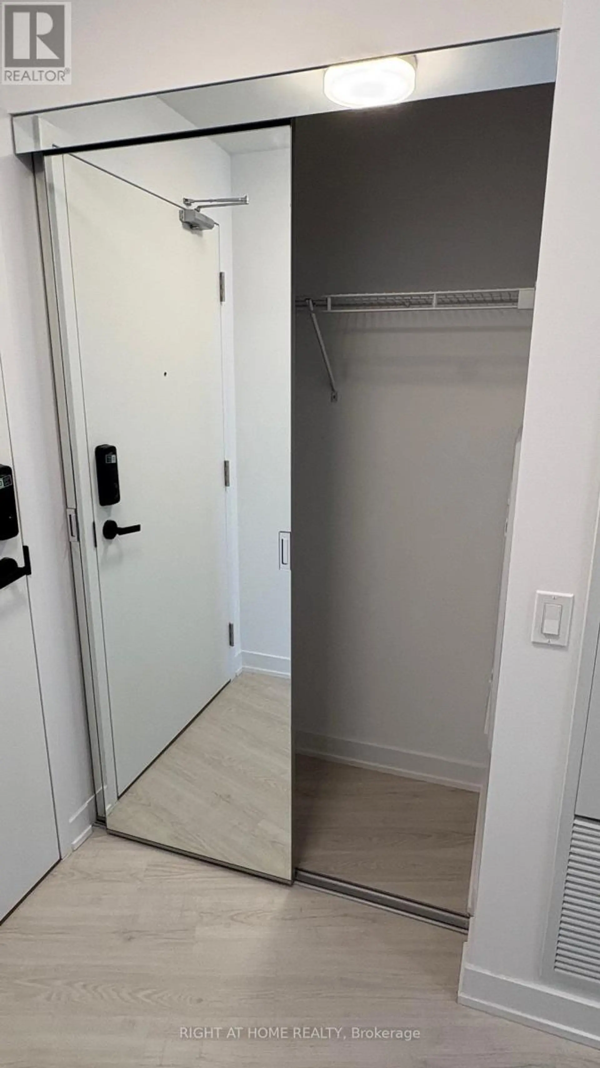 #216 3883 QUARTZ ROAD - Image 2