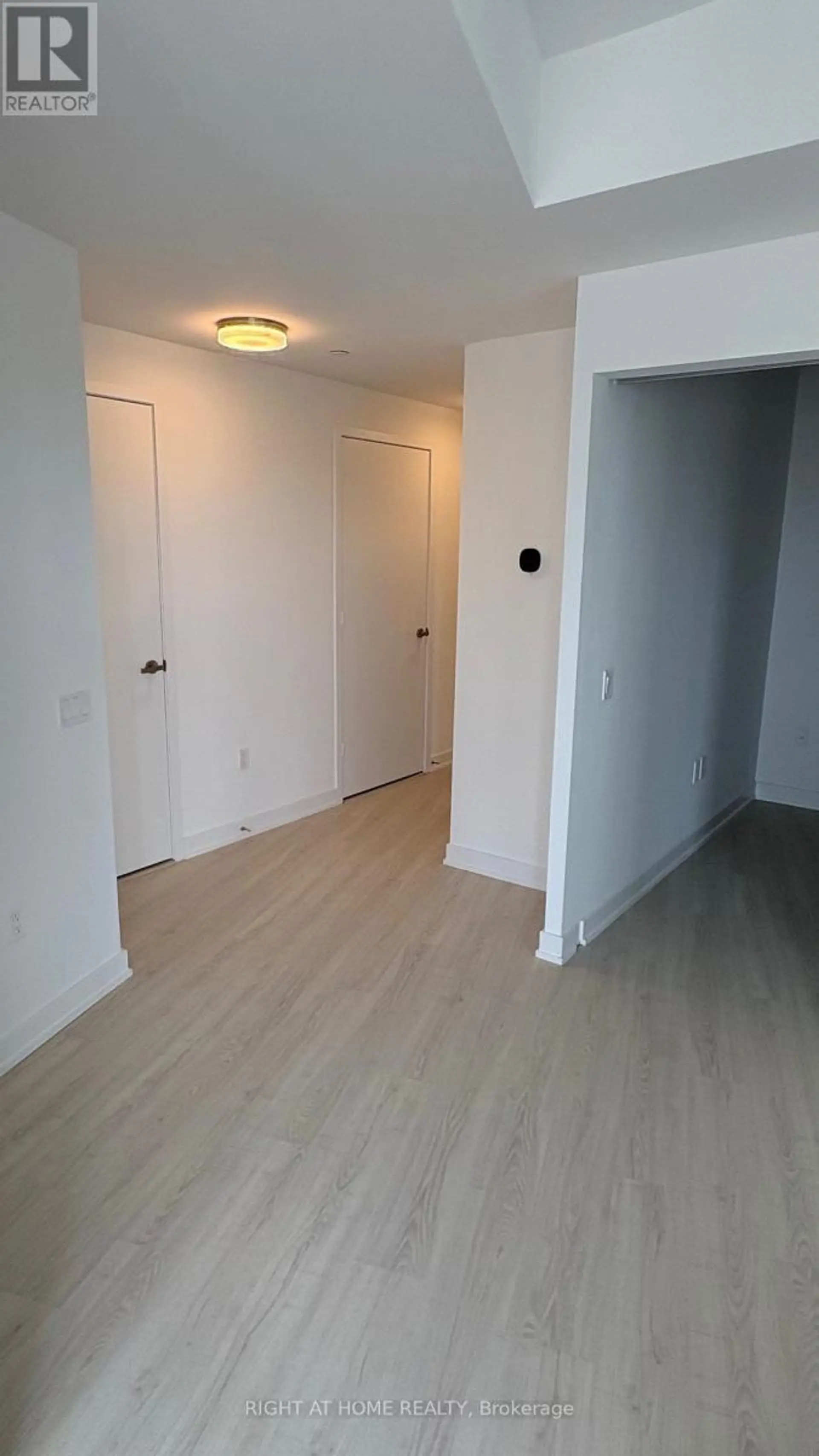 #216 3883 QUARTZ ROAD - Image 4