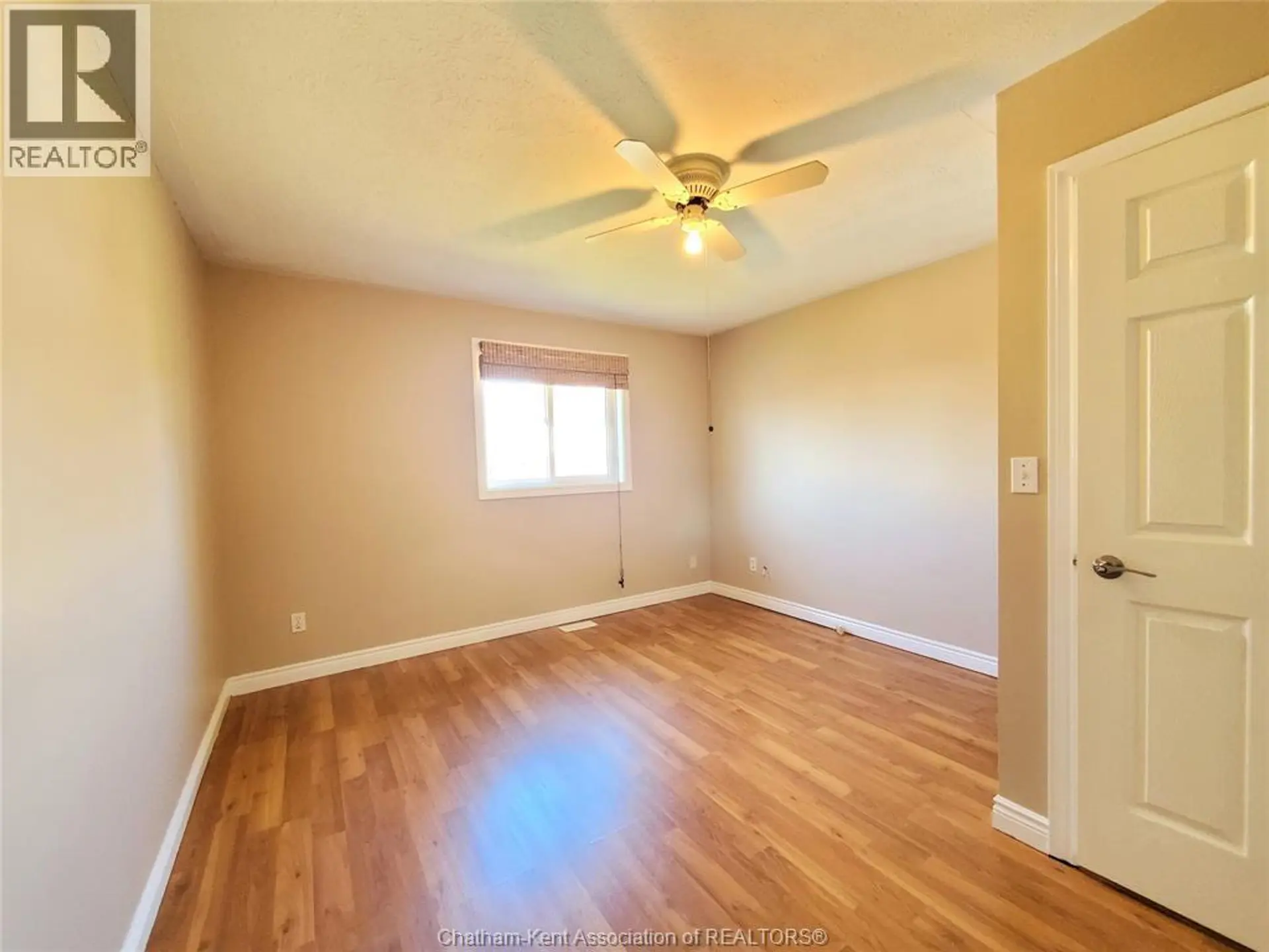 71 Spencer AVENUE - Image 11