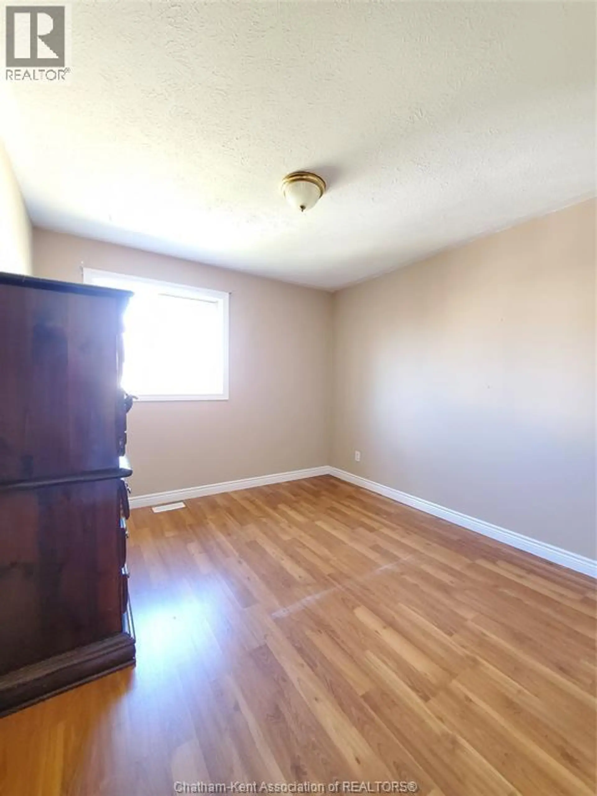 71 Spencer AVENUE - Image 14