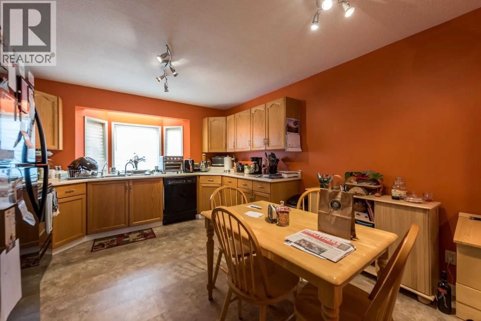 1172 Kamwood Place - Image 4