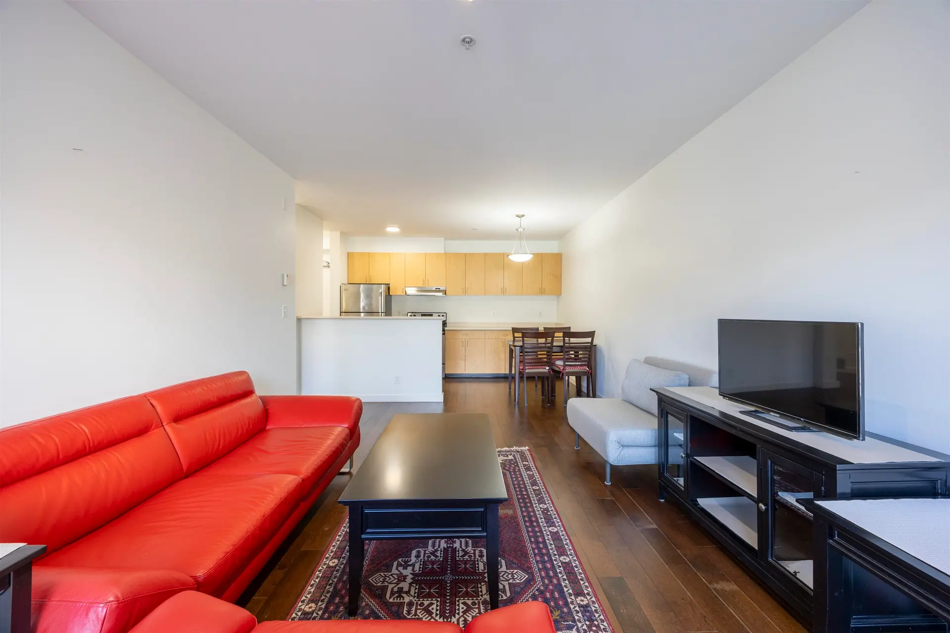 #206 1033 St. Georges Avenue - Image 6