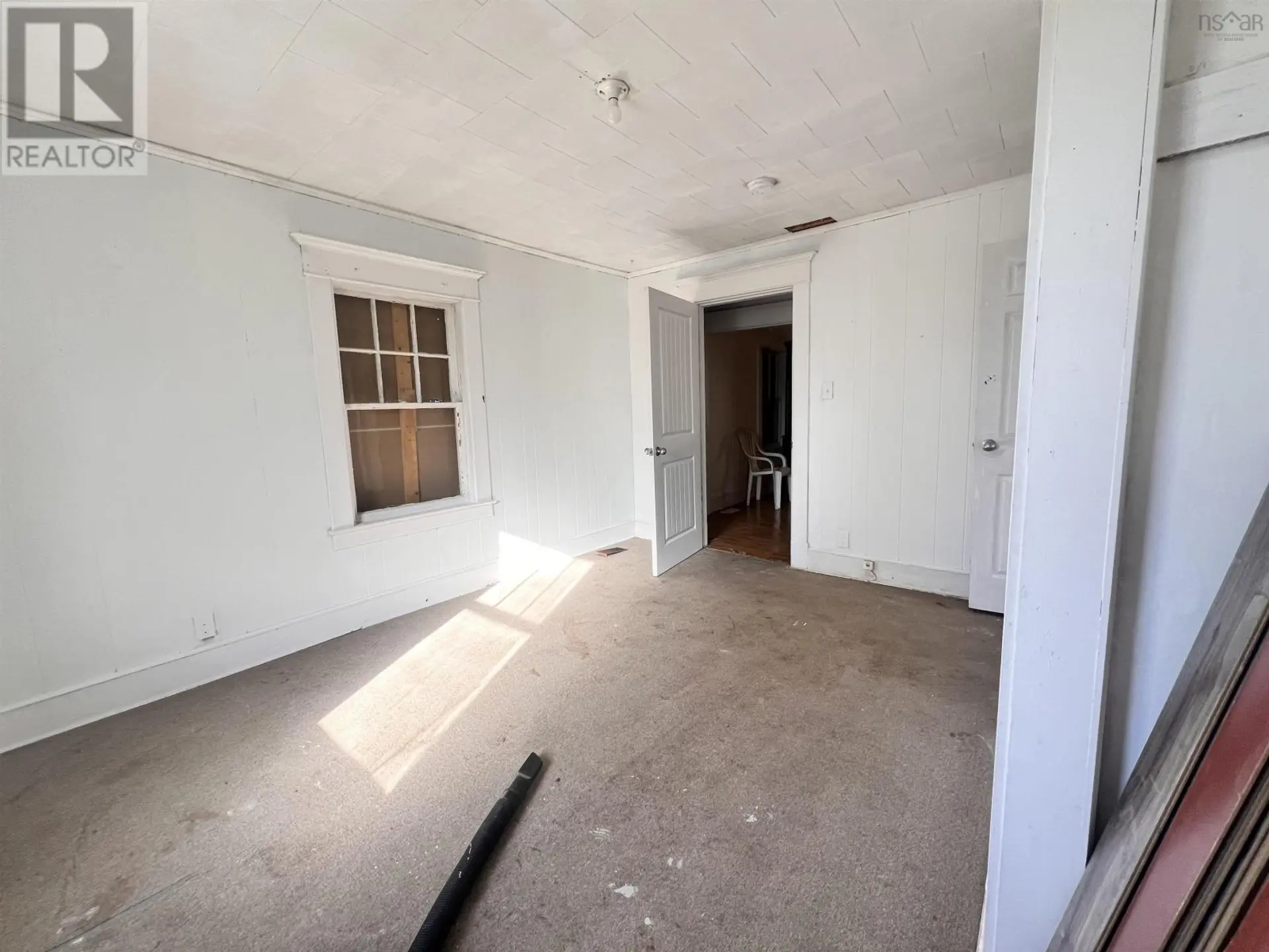 5 PENT LANE - Image 6