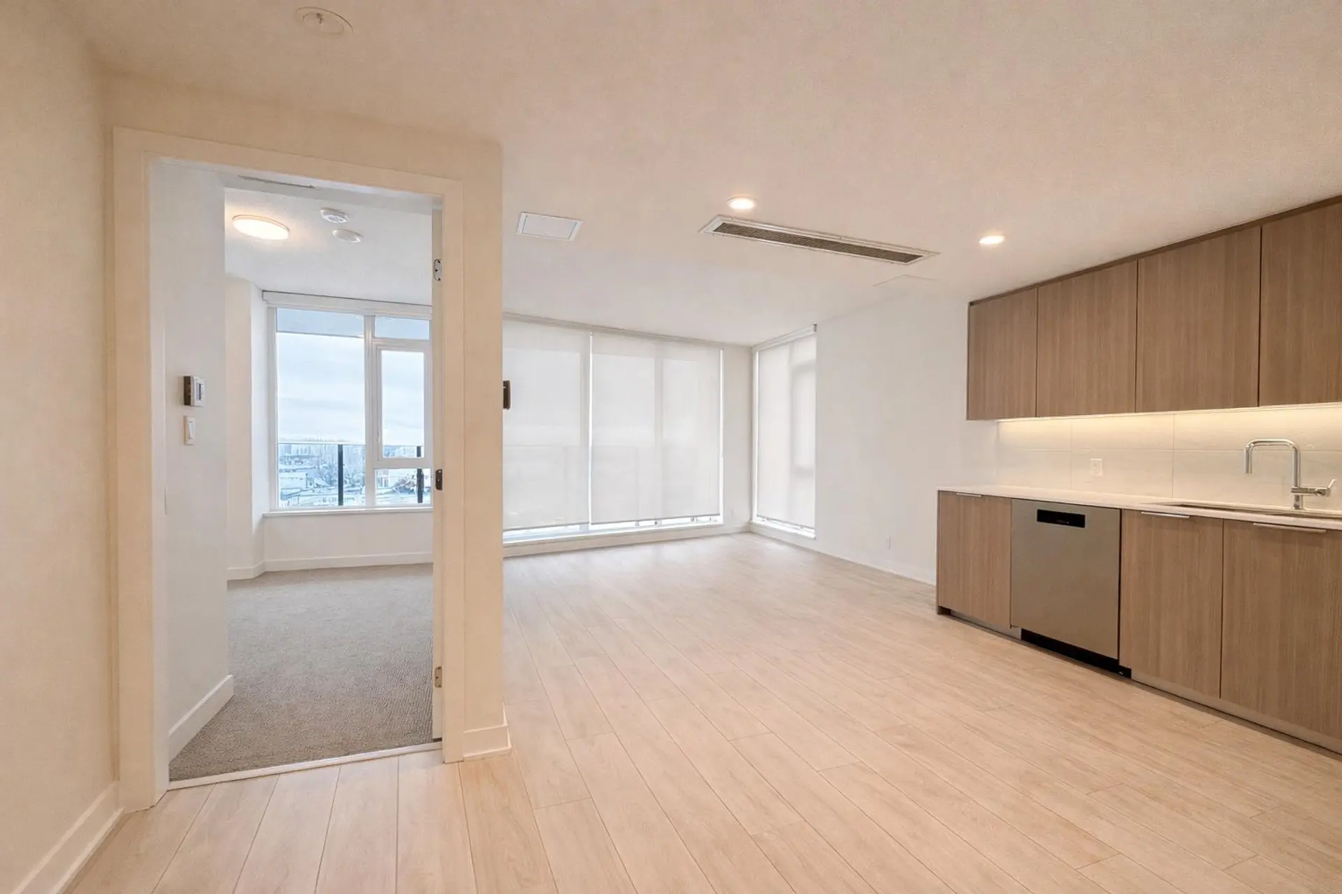 #405 1401 Hunter Street - Image 3