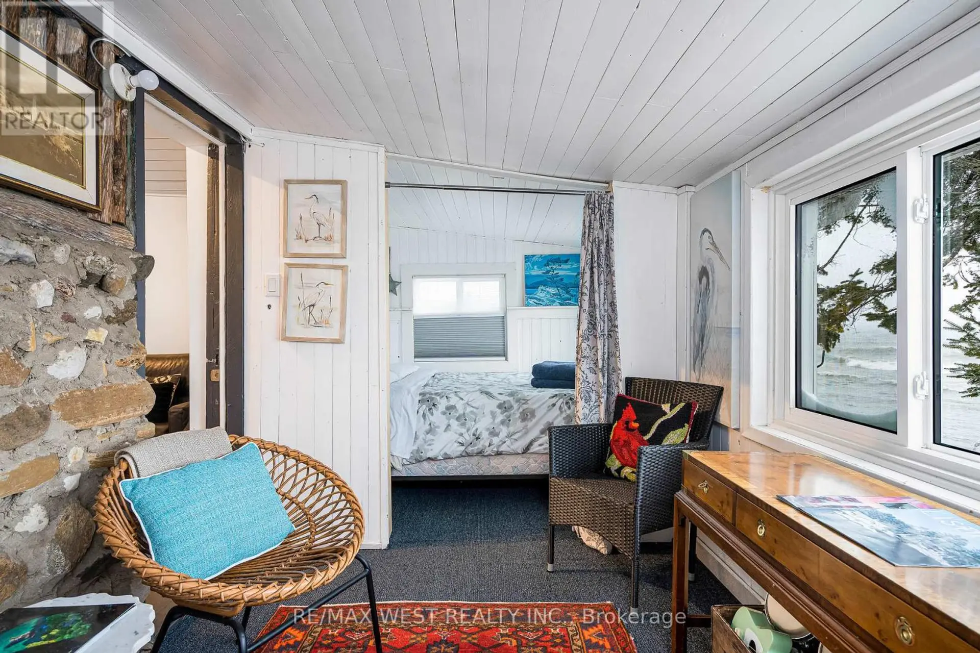 315 CEDAR AVENUE - Image 9