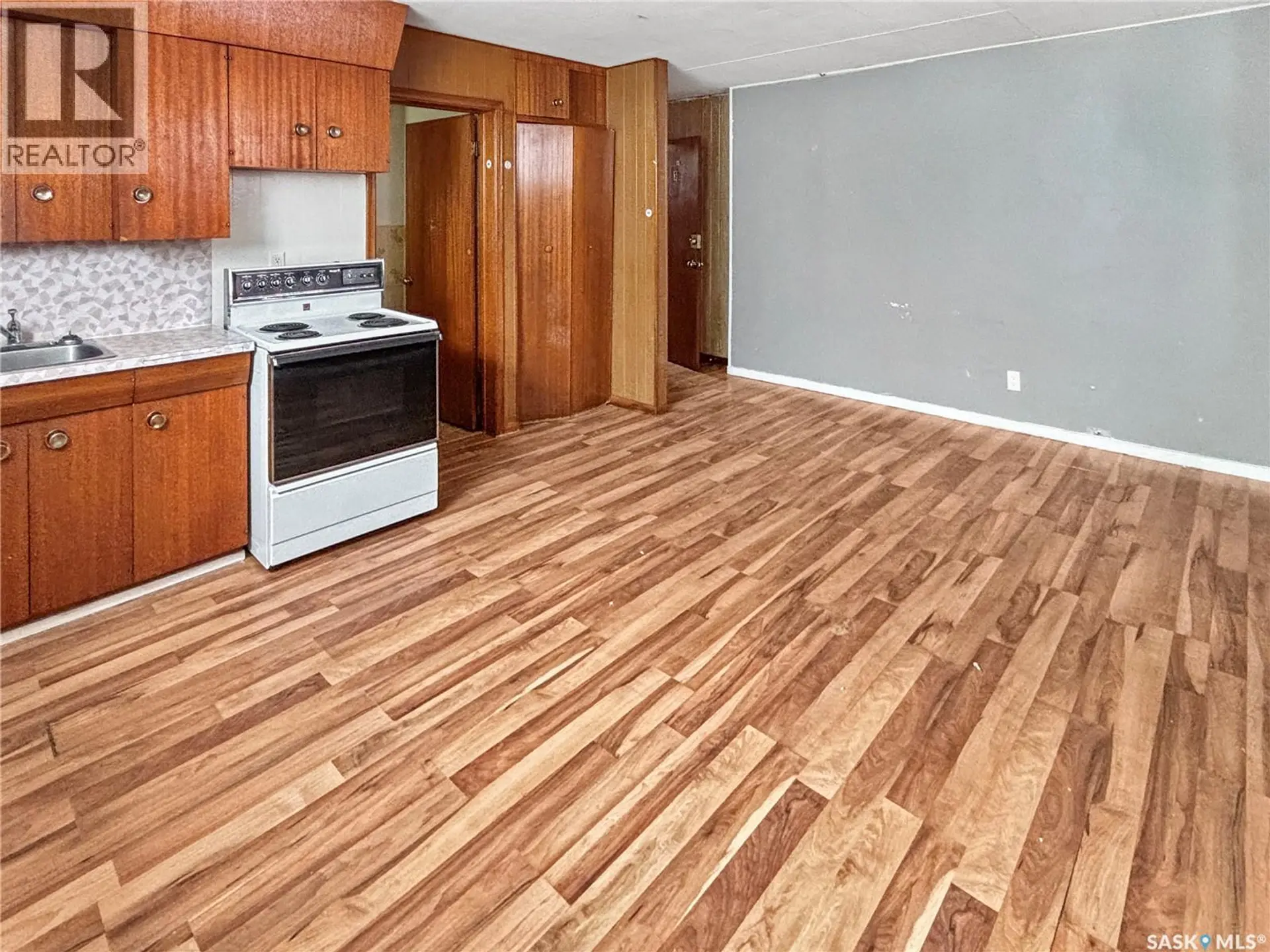 1623 19th STREET W - Image 12