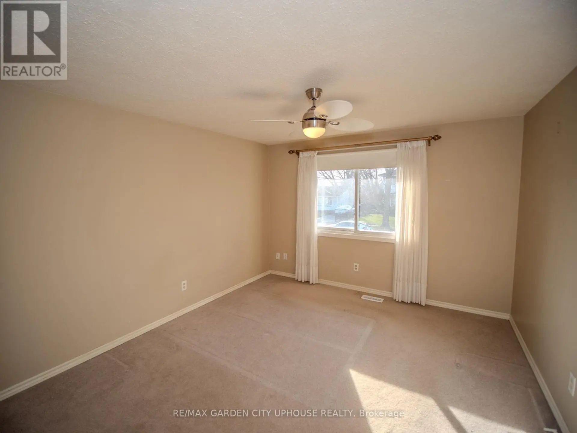 4430 DOVEWOOD DRIVE - Image 10