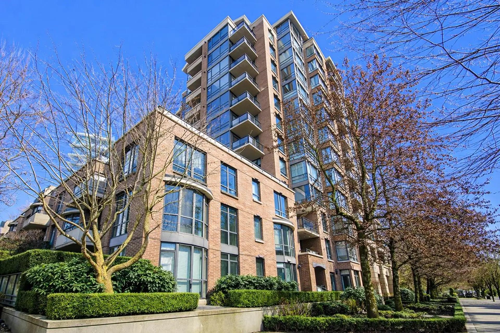 Property at #1105 170 W 1st Street, North Vancouver, BC