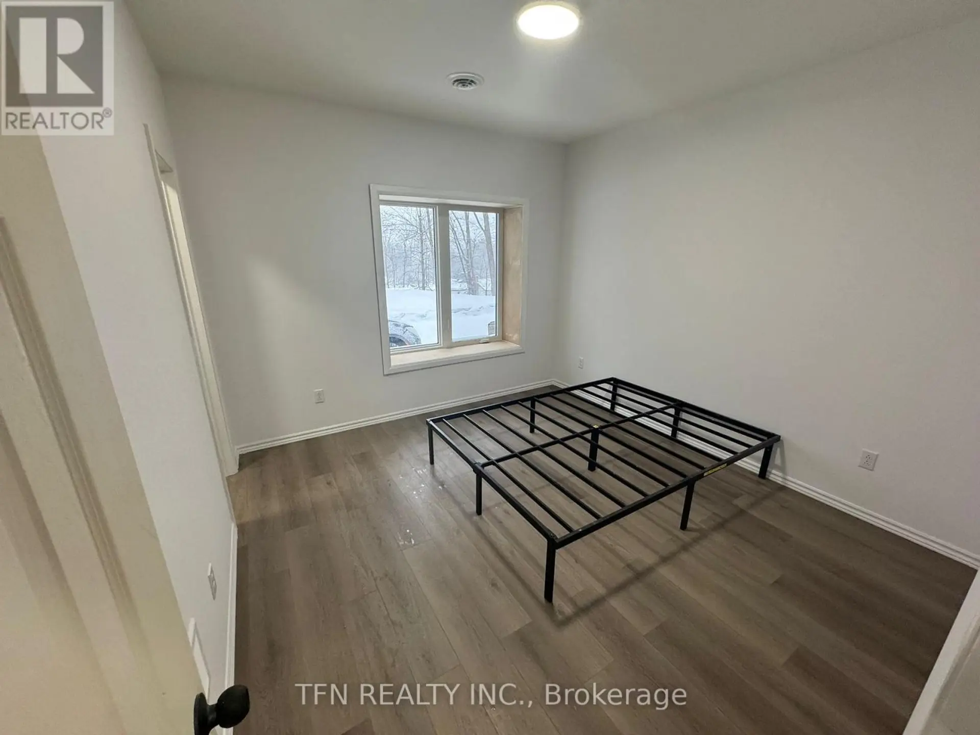385 GABLES ROAD - Image 13