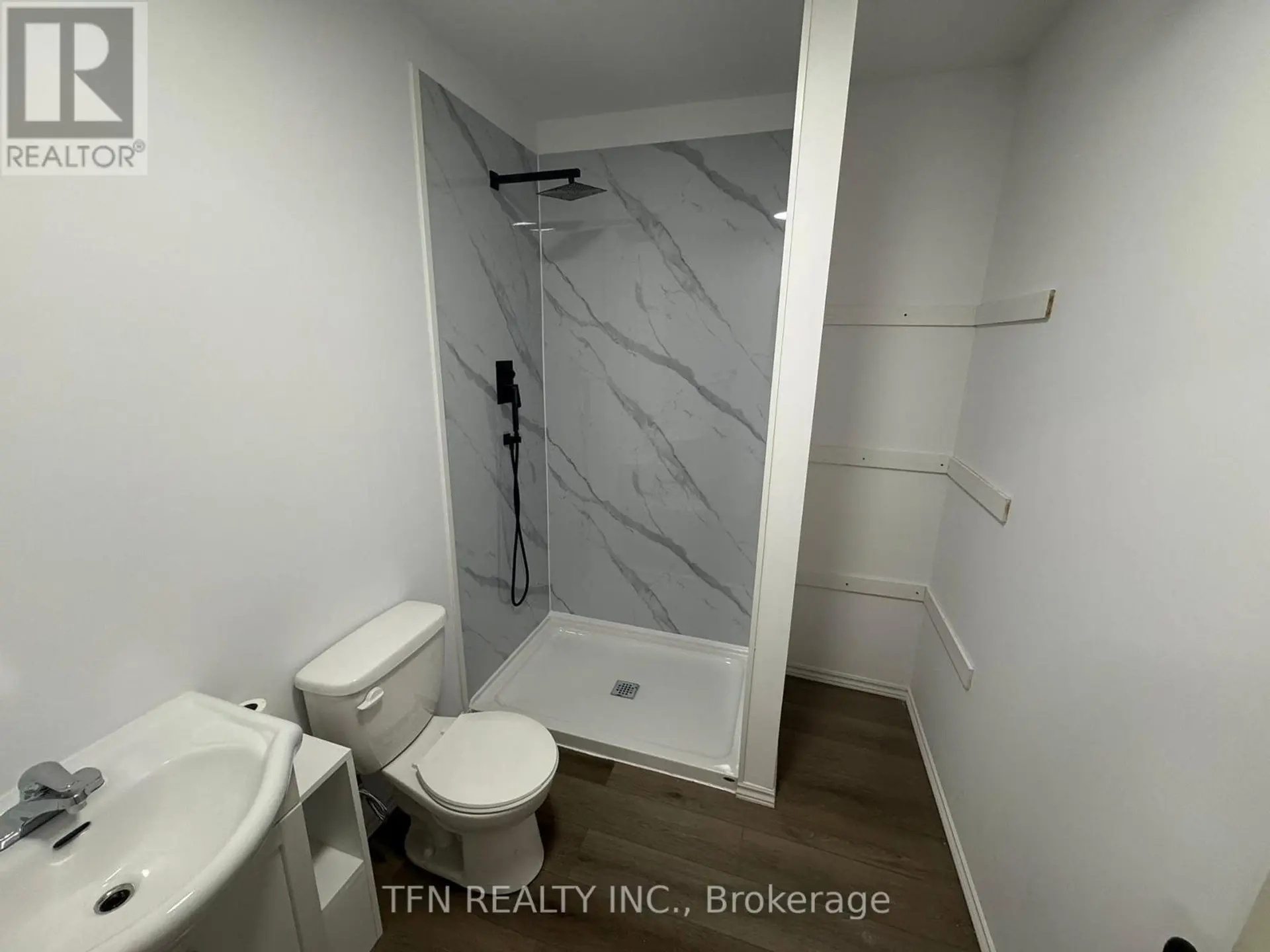 385 GABLES ROAD - Image 16