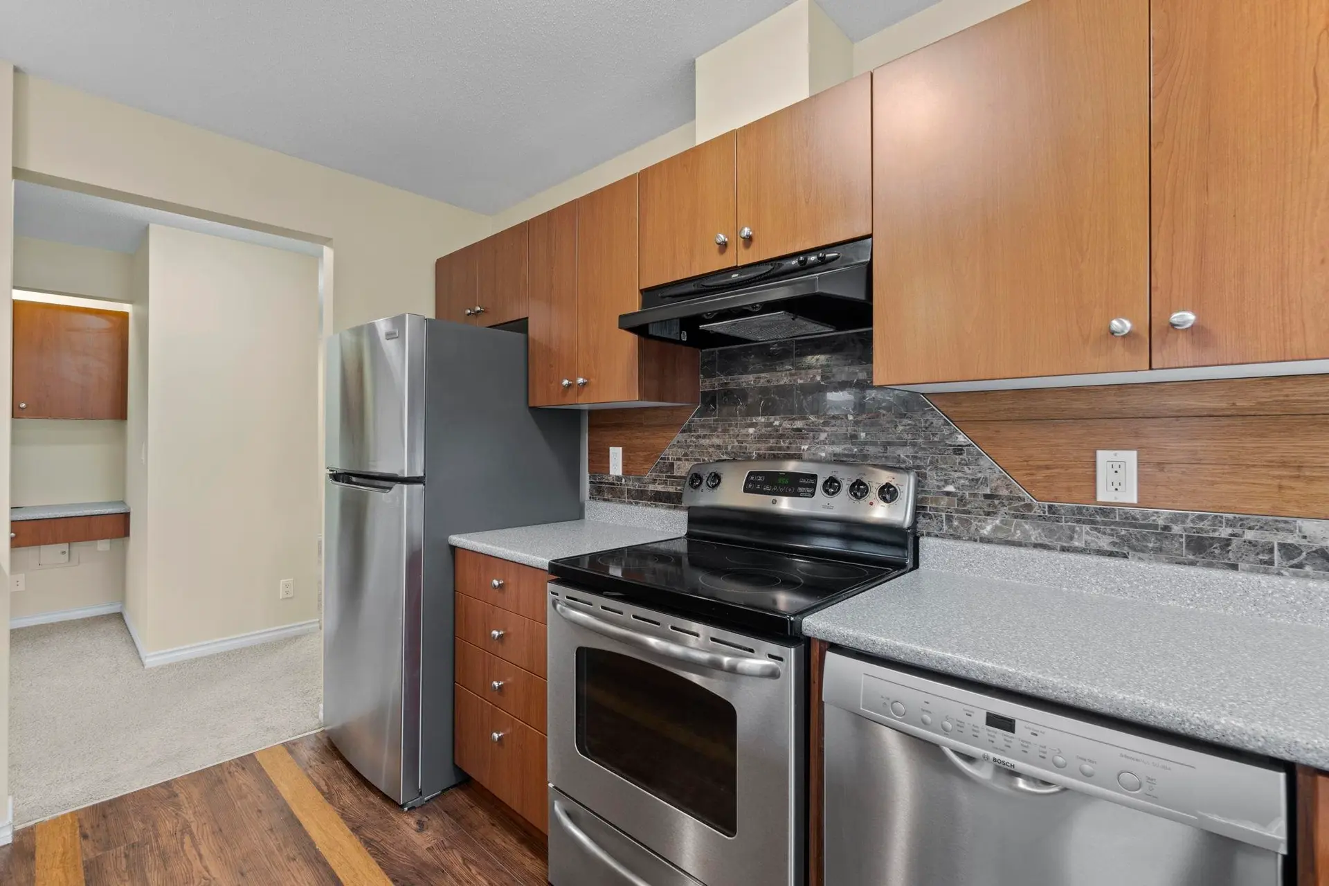 #202 32063 Mt Waddington Avenue - Image 10