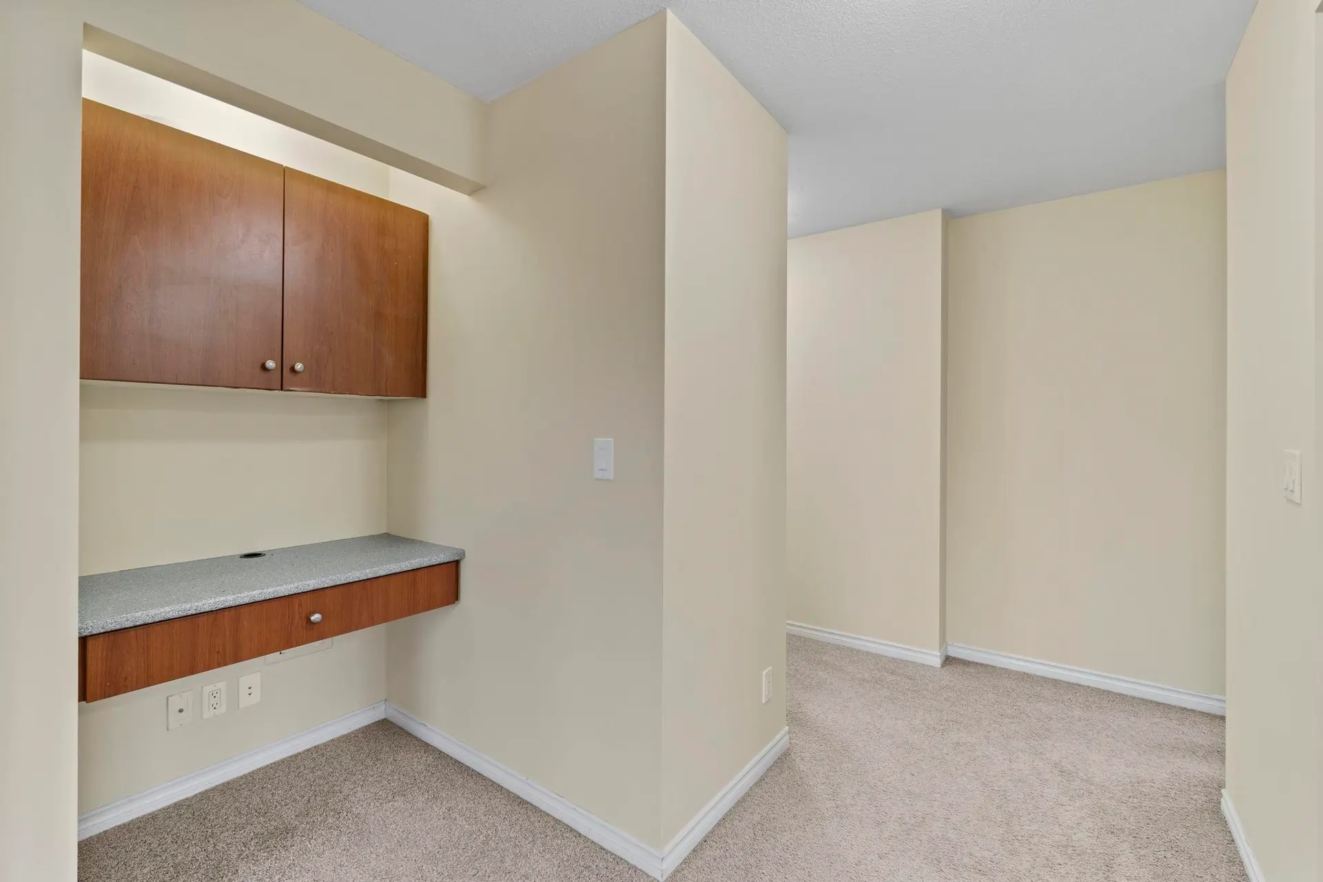 #202 32063 Mt Waddington Avenue - Image 11