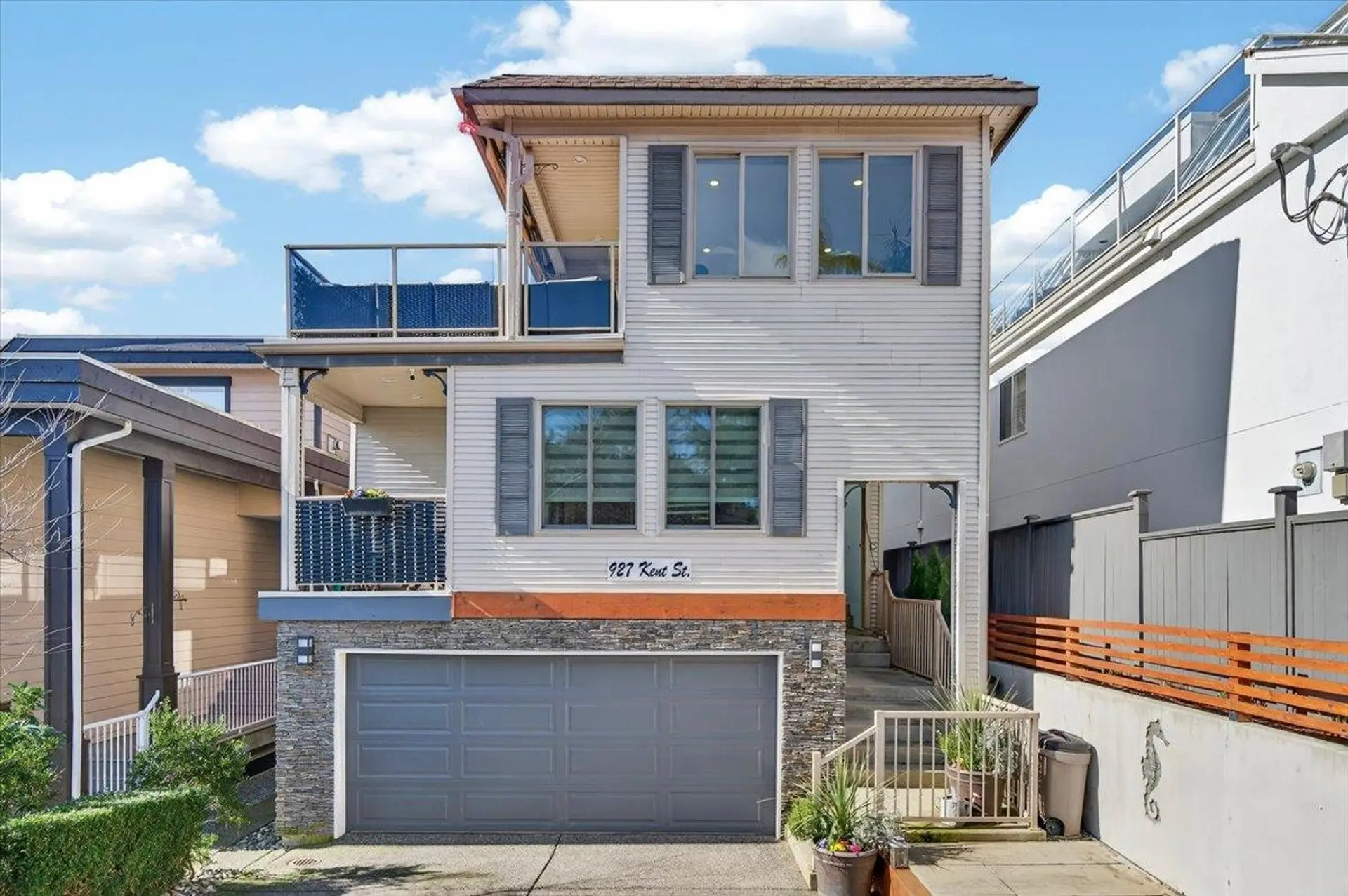 Property at 927 Kent Street, White Rock, BC