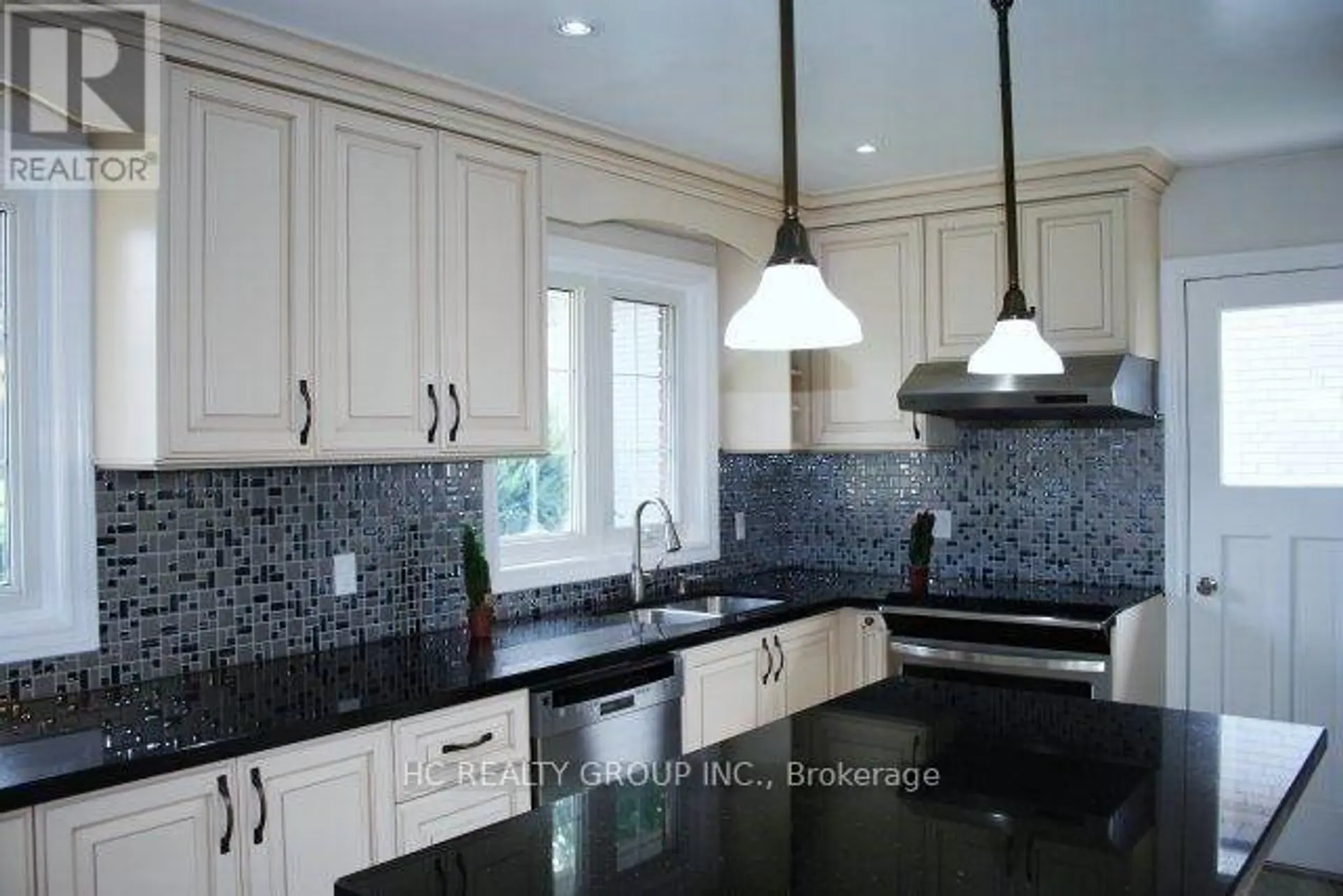 266 OTONABEE AVENUE - Image 2