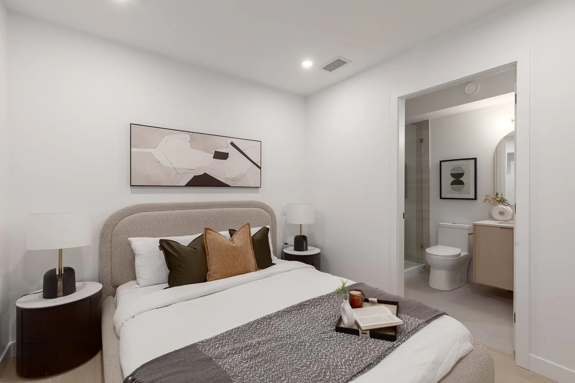 #102 2329 E 34th Avenue - Image 7
