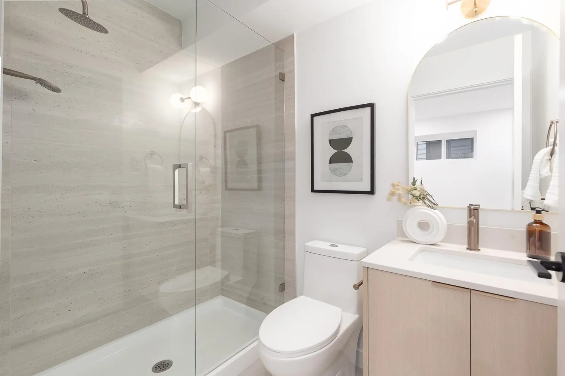 #102 2329 E 34th Avenue - Image 9