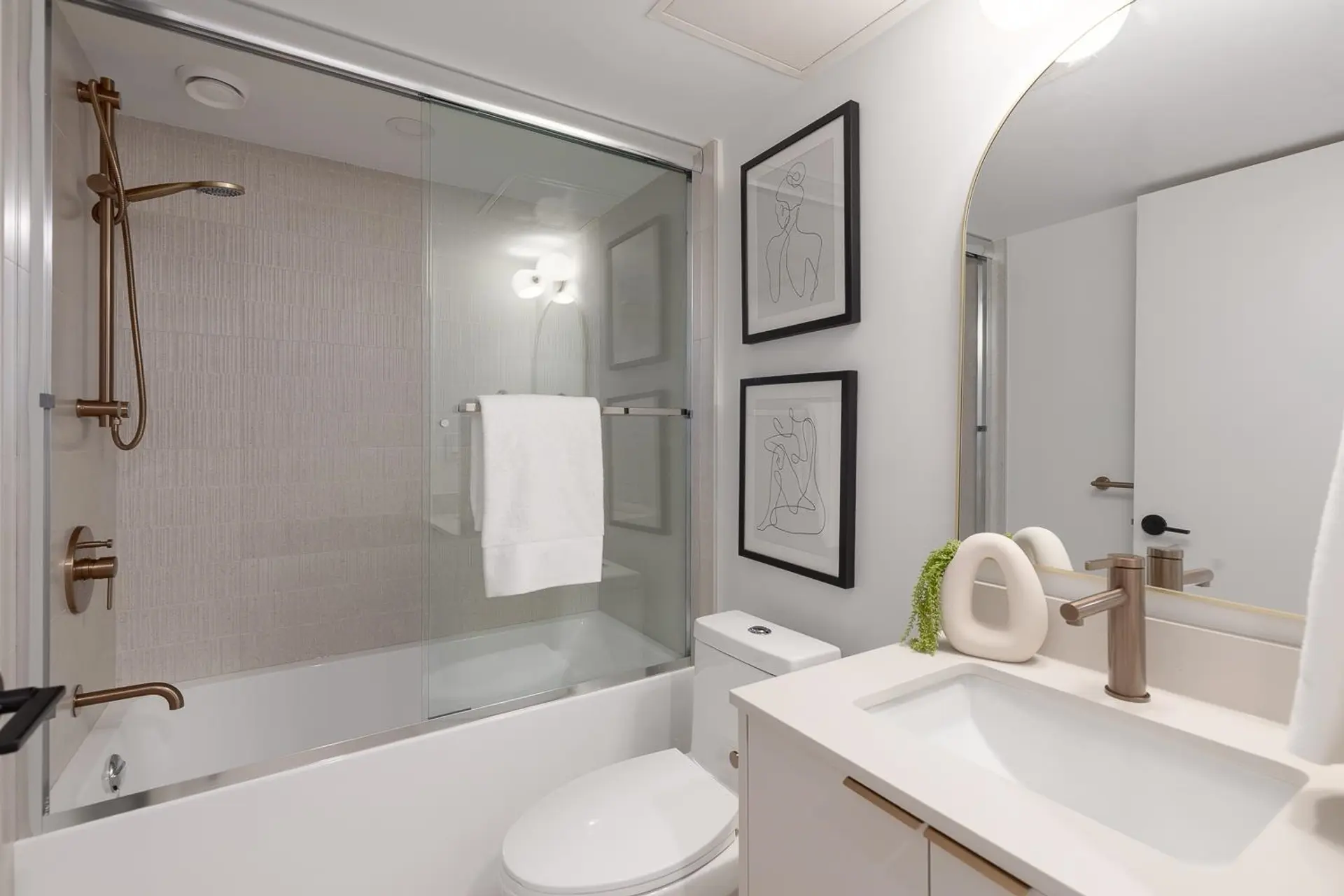 #102 2329 E 34th Avenue - Image 11