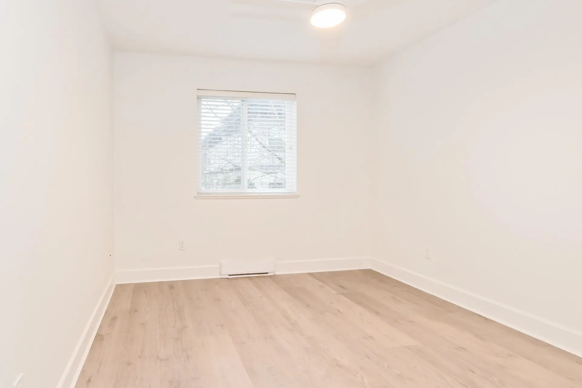 #226 22150 48 Avenue - Image 13