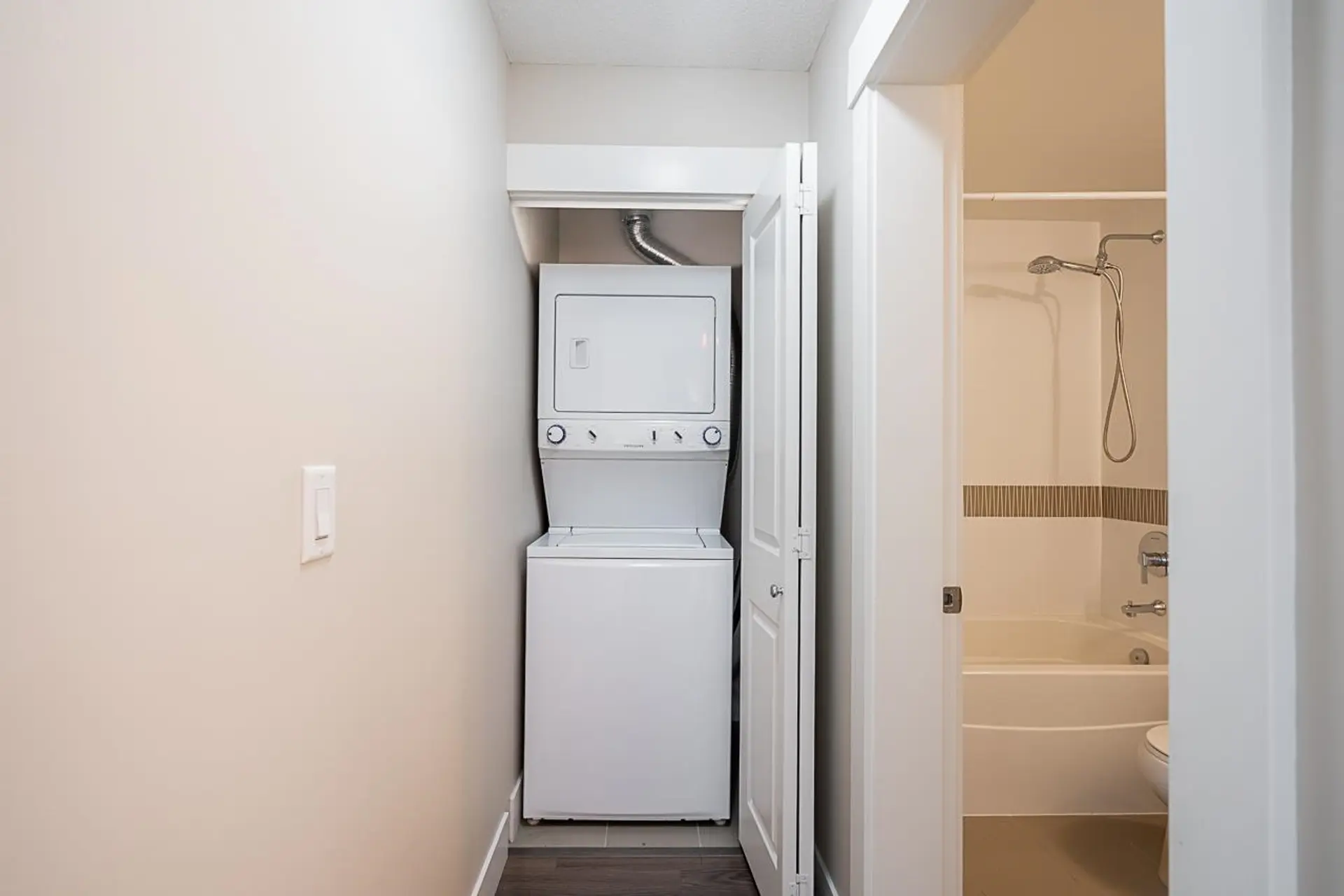 #302 5811 177b Street - Image 14