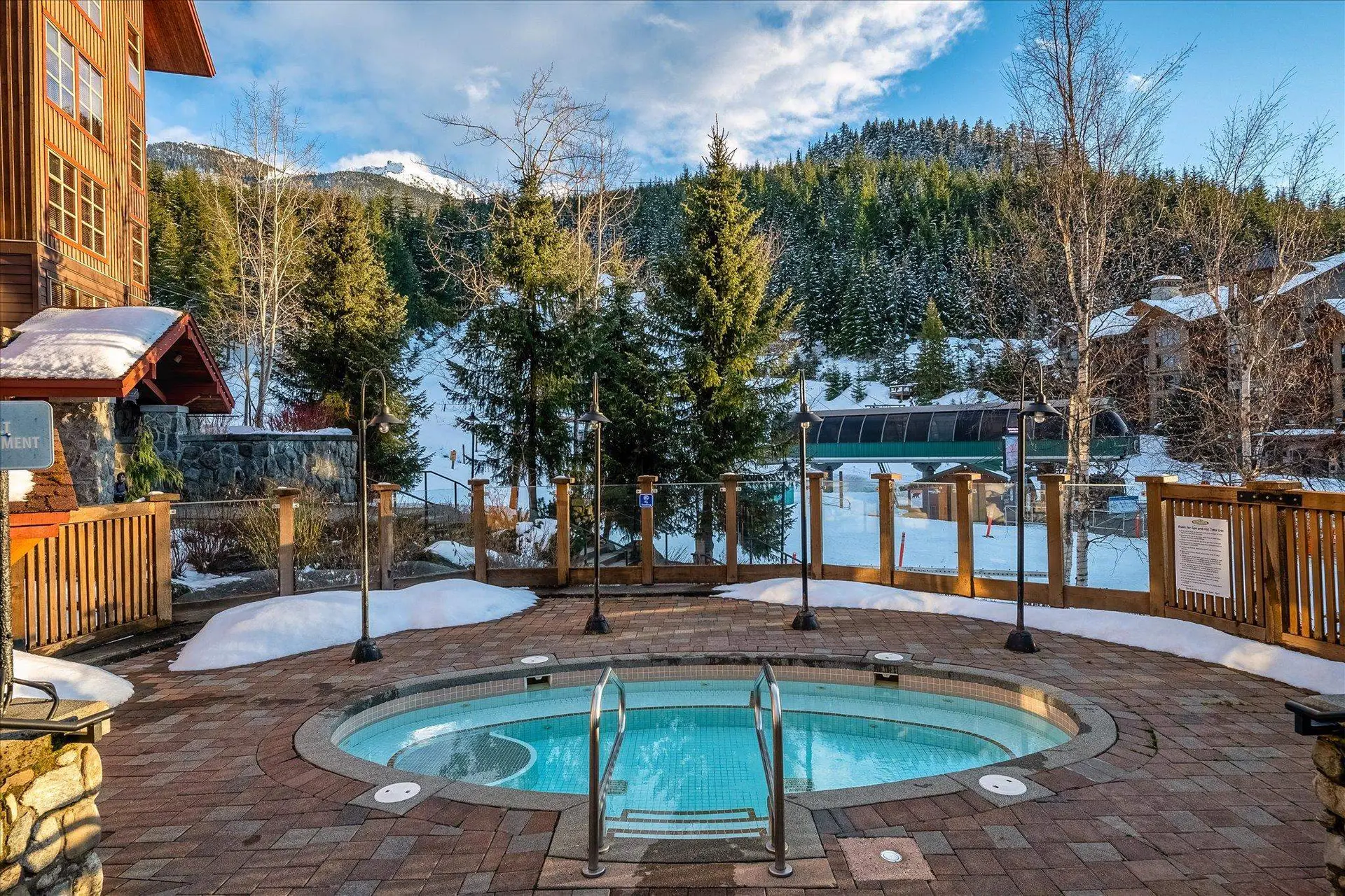 #401A 2036 London Lane - Image 3