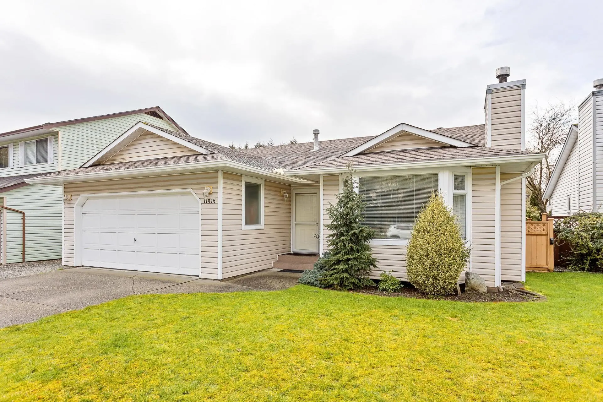 Property at 11915 237a Street, Maple Ridge, BC