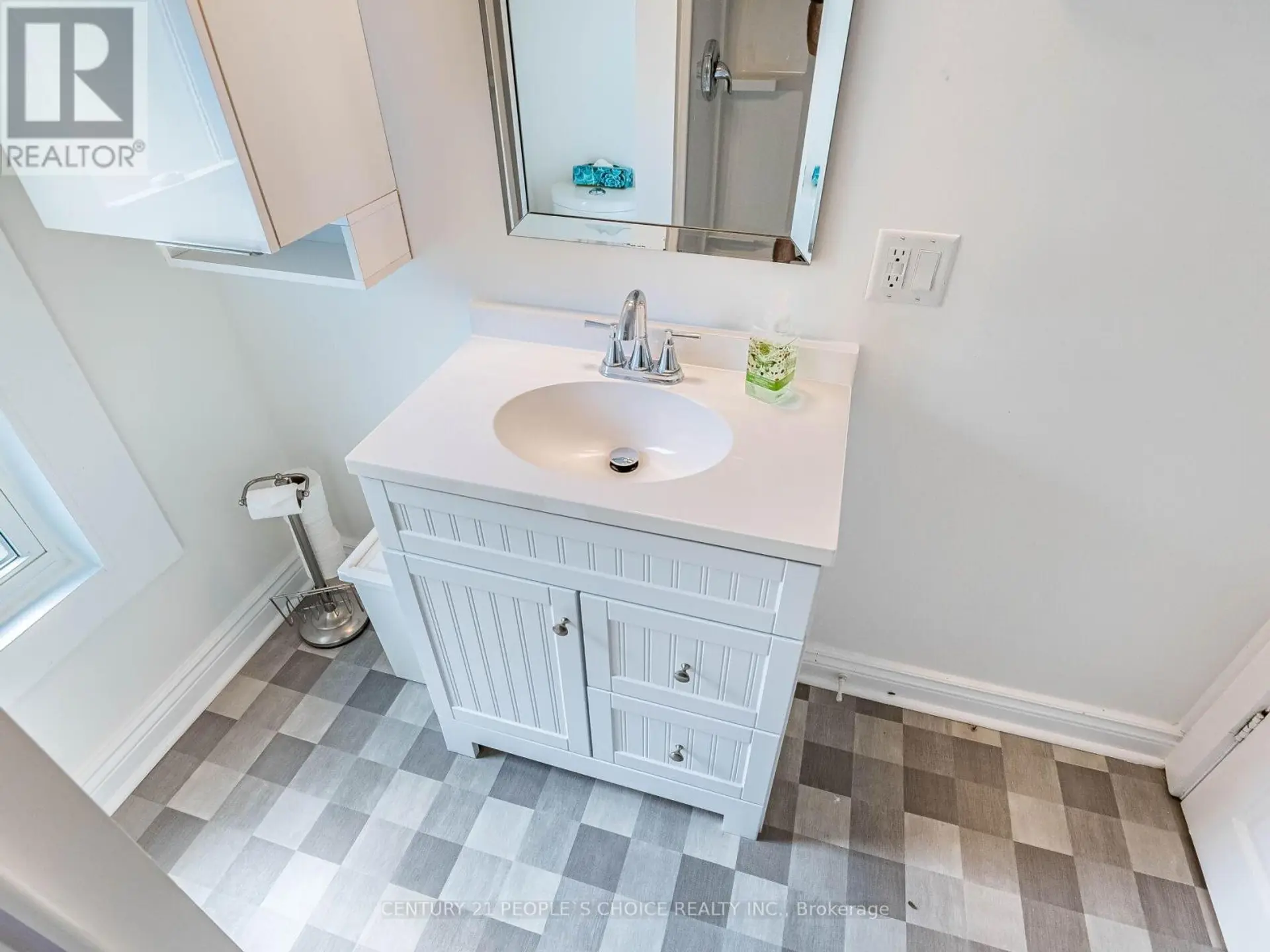 5001 KITCHENER STREET - Image 17
