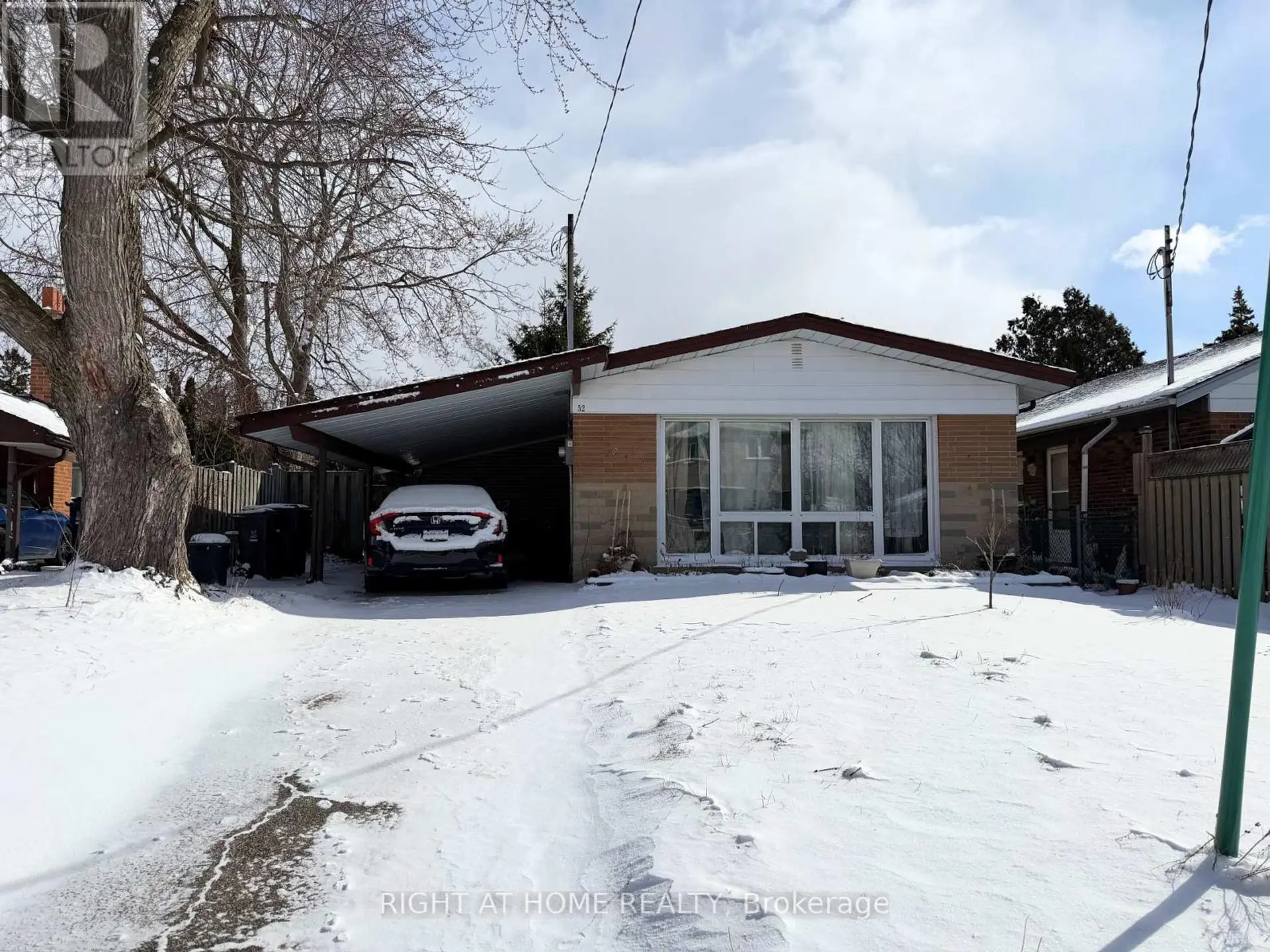 52 BONNECHERE CRESCENT - Image 1