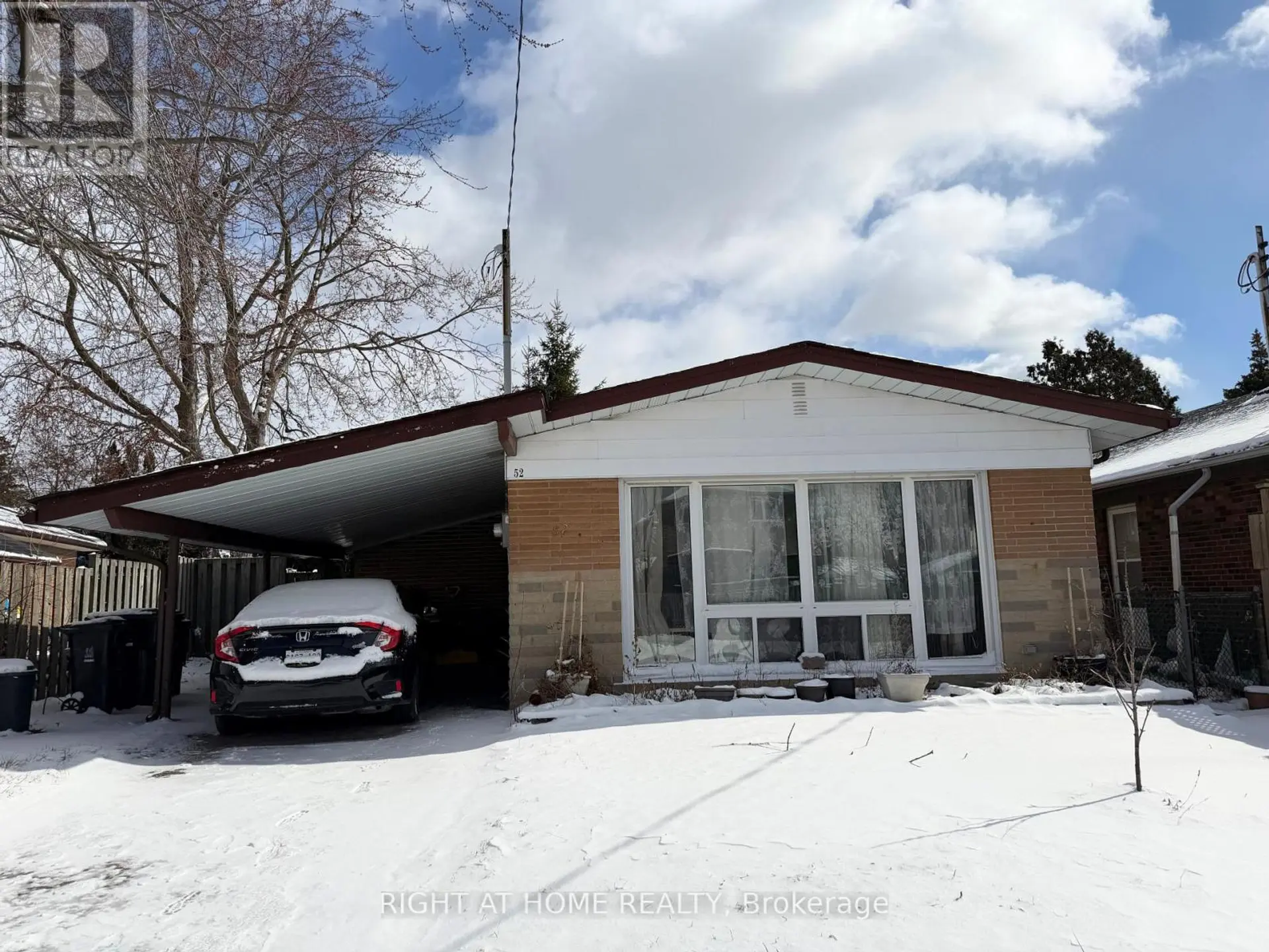 52 BONNECHERE CRESCENT - Image 2