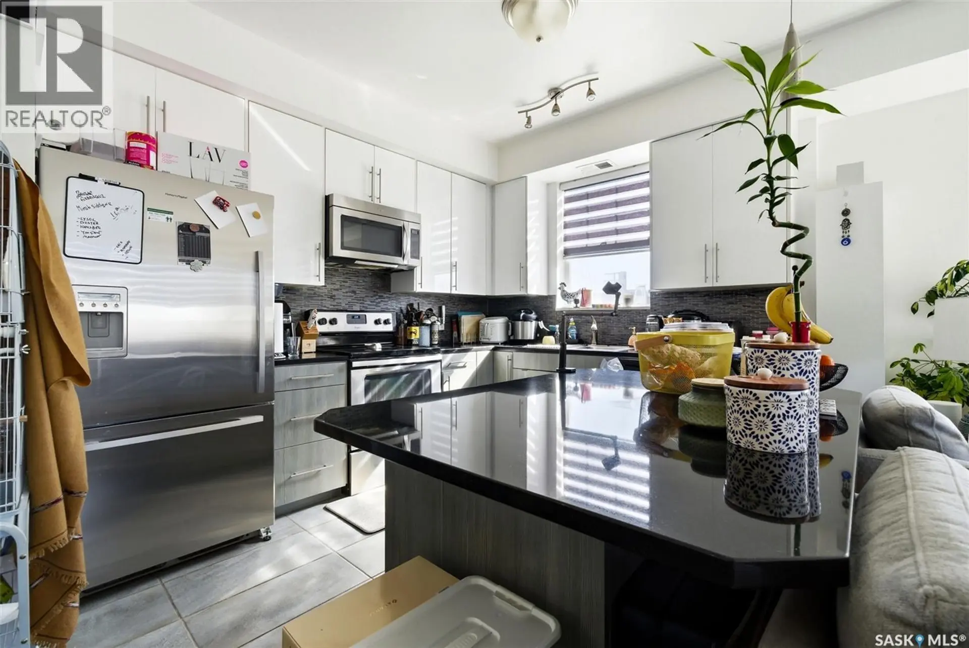 #208 2255 Angus STREET - Image 8