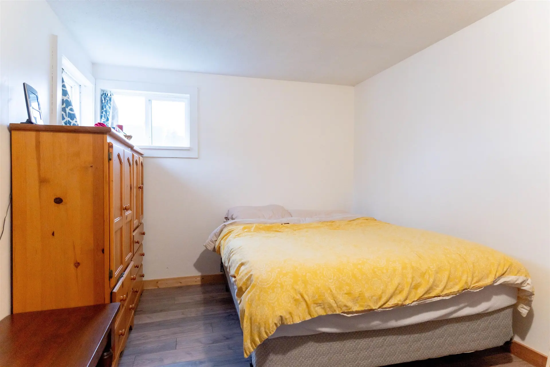 42259 Yarrow Central Road - Image 10