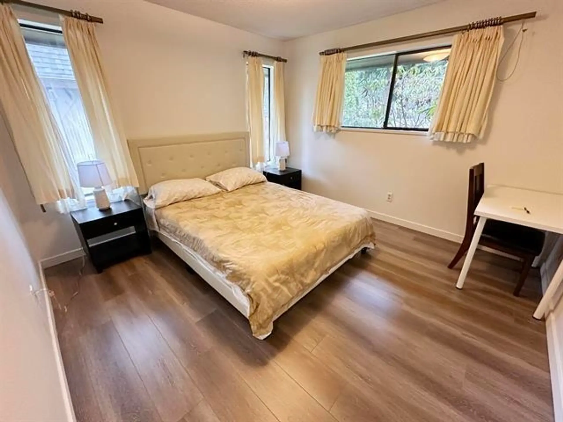 11515 Commonwealth Crescent - Image 10