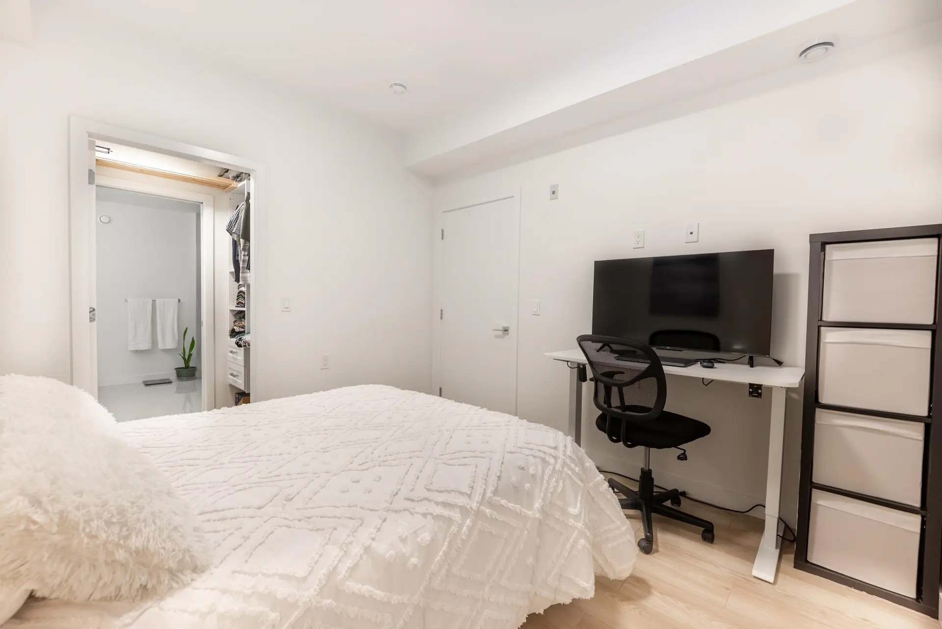 #105 11913 Burnett Street - Image 6