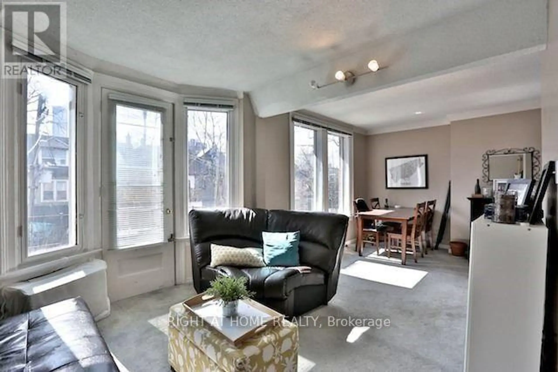 34 MACPHERSON AVENUE - Image 10
