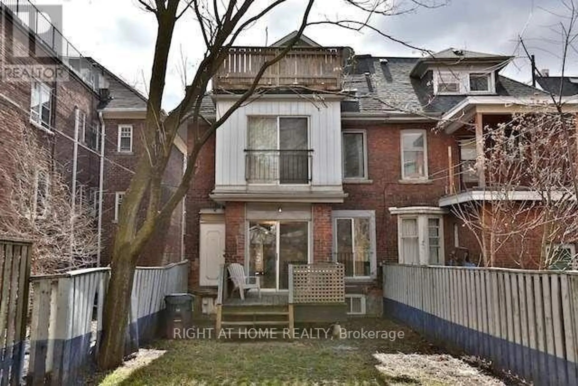 34 MACPHERSON AVENUE - Image 15